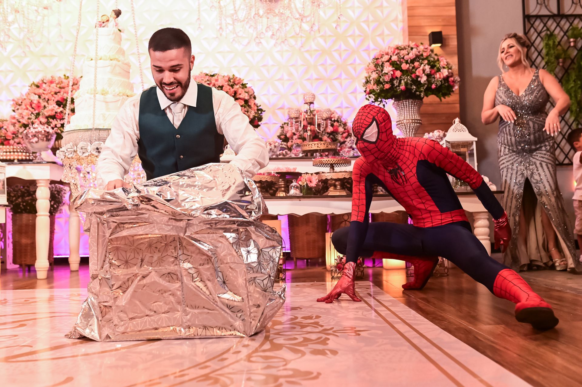 "Juntos para Sempre: O Conto de Amor de Ingrid e Leonardo" - 2 - 40