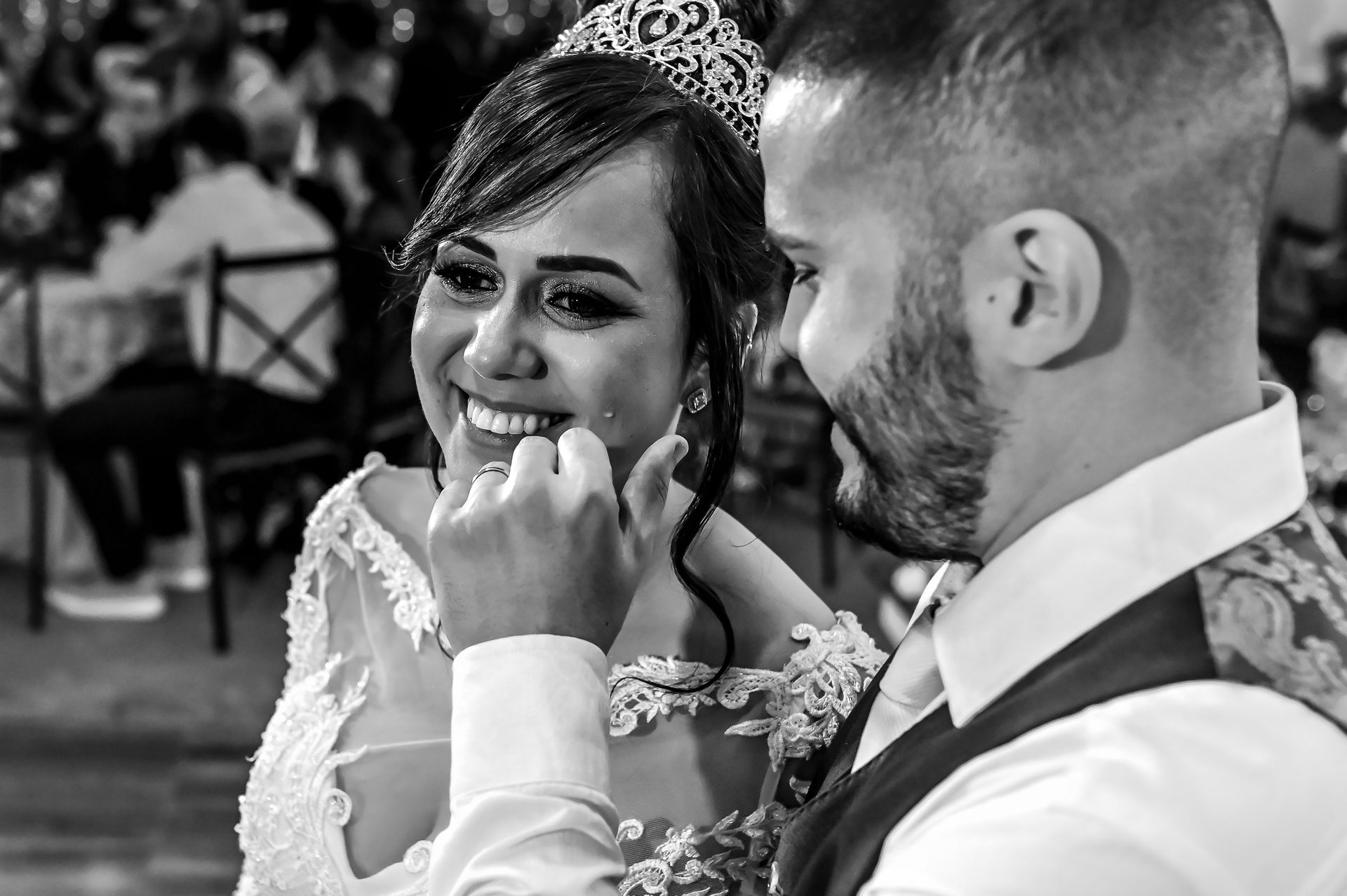 "Juntos para Sempre: O Conto de Amor de Ingrid e Leonardo" - 2 - 38