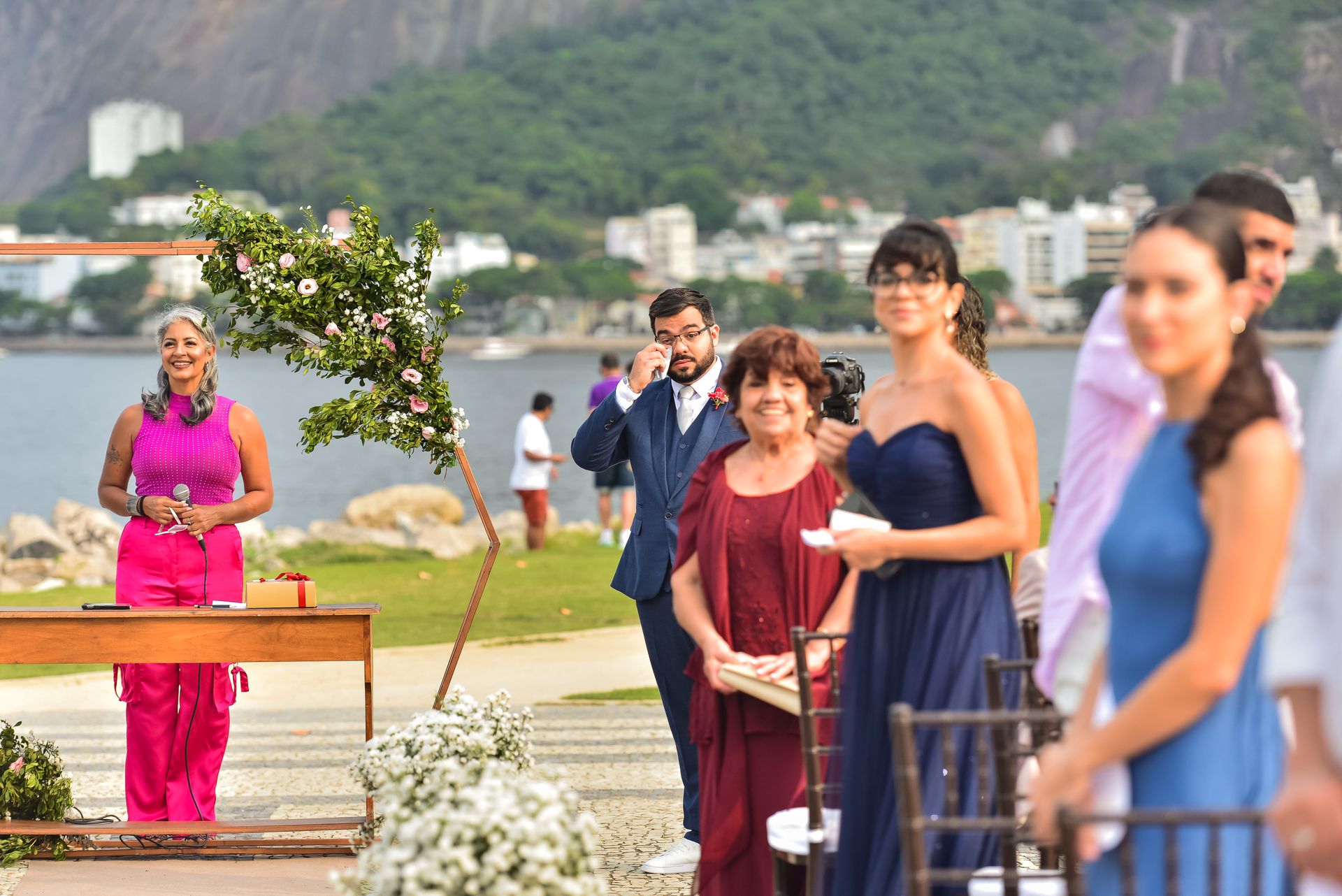 "Harmonia de Amor: O Capítulo Inesquecível de Priscila & Taryk" - 2 - 3