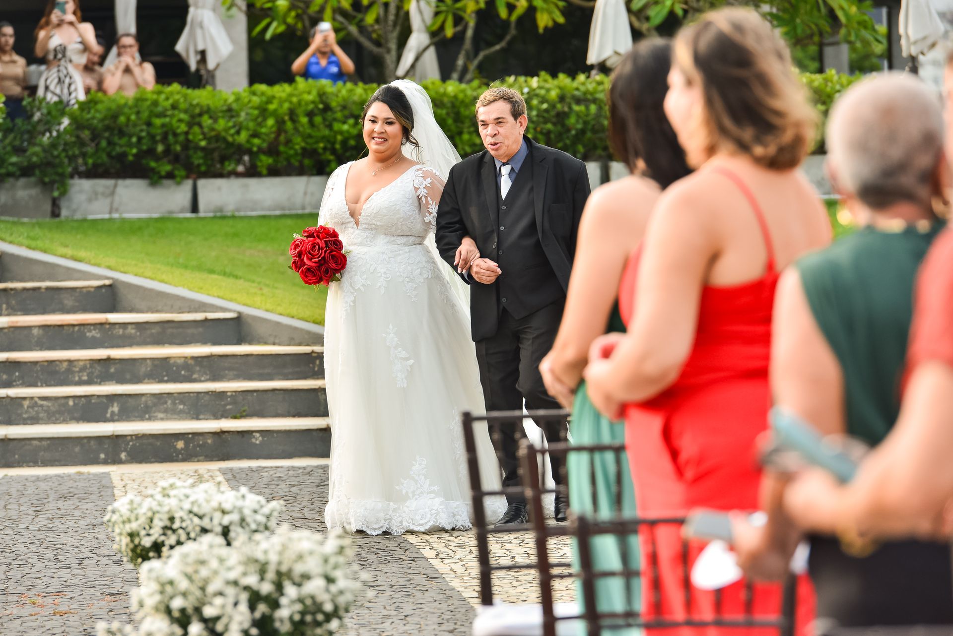 "Harmonia de Amor: O Capítulo Inesquecível de Priscila & Taryk" - 2 - 4