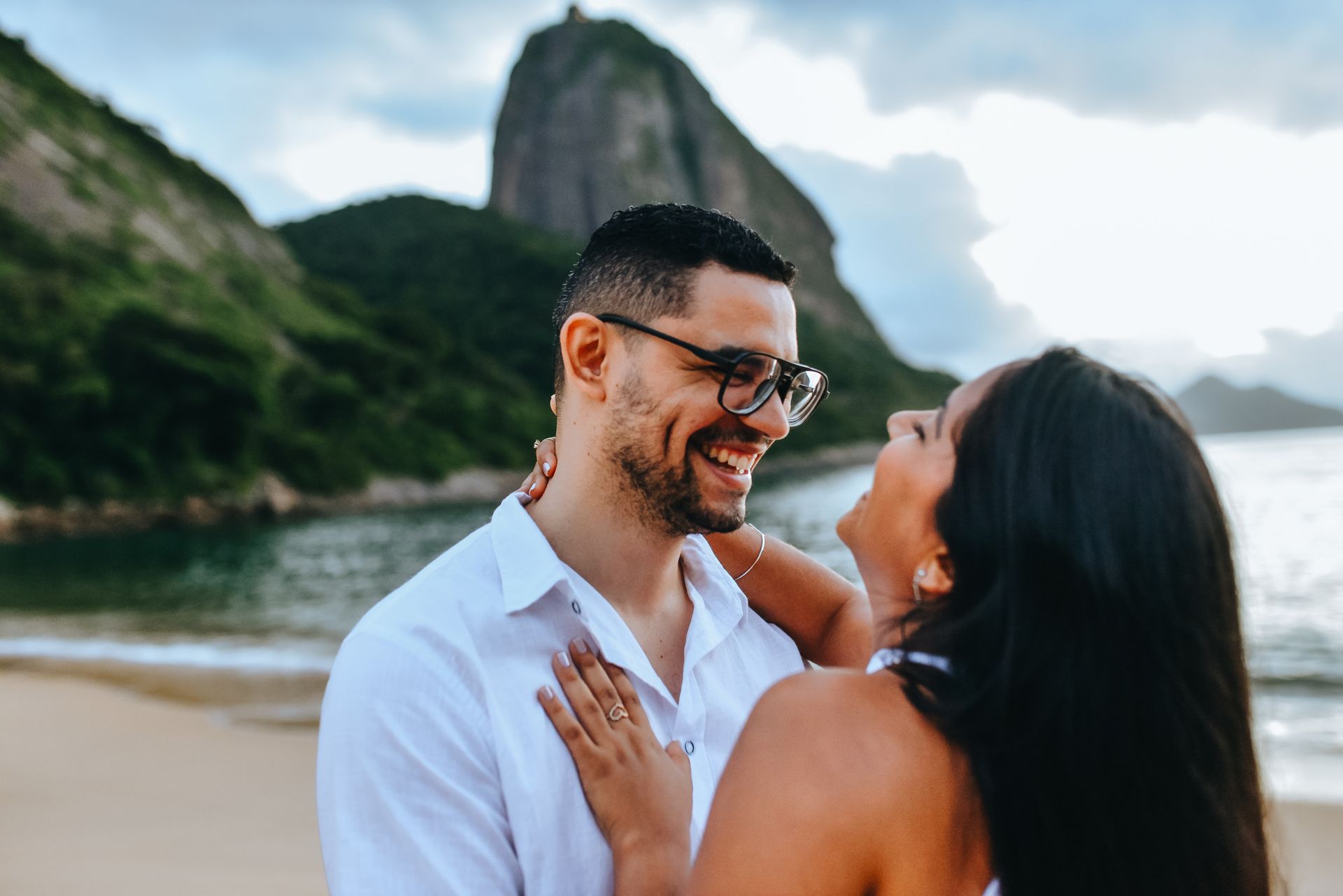 "Juntos na Jornada: Ensaio Pré-Wedding de Rebeca e Vinicius" - 2 - 6