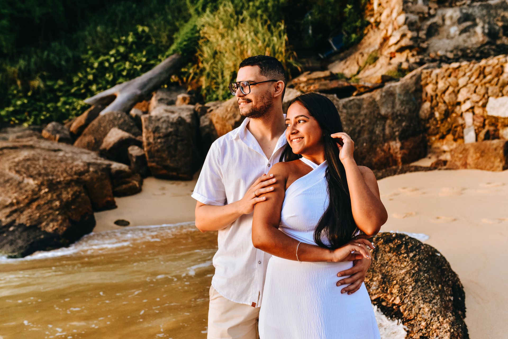 "Juntos na Jornada: Ensaio Pré-Wedding de Rebeca e Vinicius" - 2 - 13