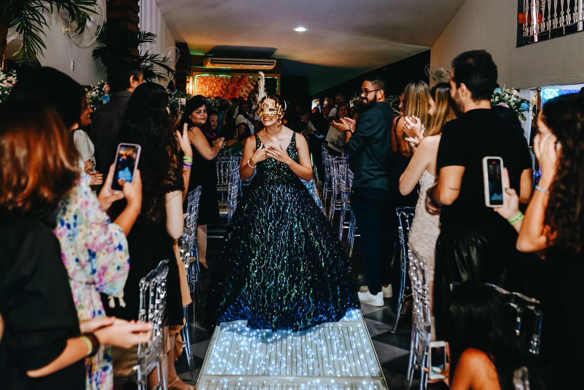 A Celebração Inesquecível de Carol: Uma Noite de Sonhos e Magia - 2 - 9