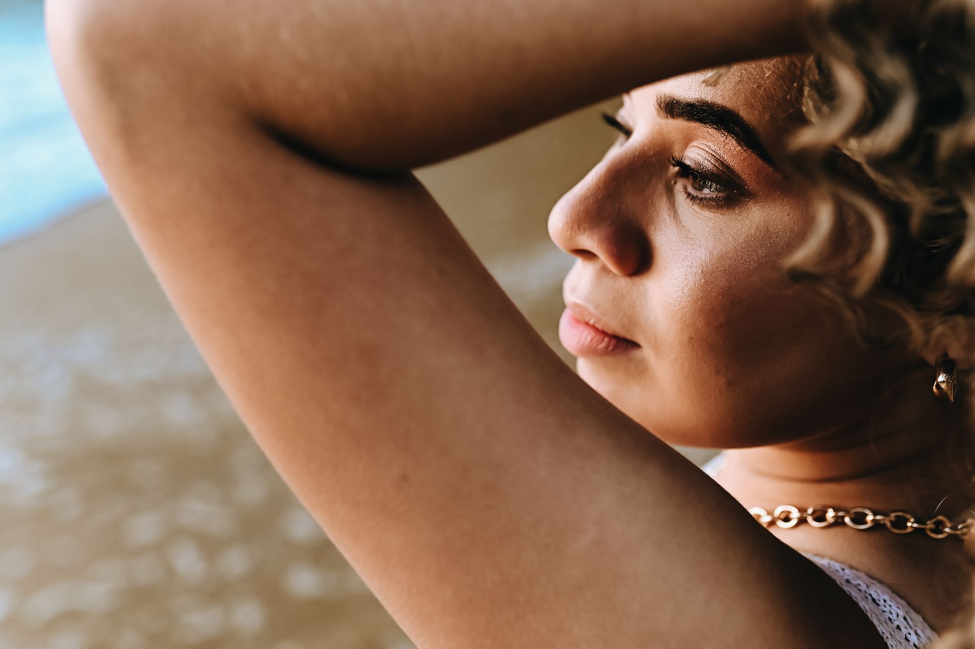 "Bárbara: Sonhos ao amanhacer na Praia" - 2 - 14