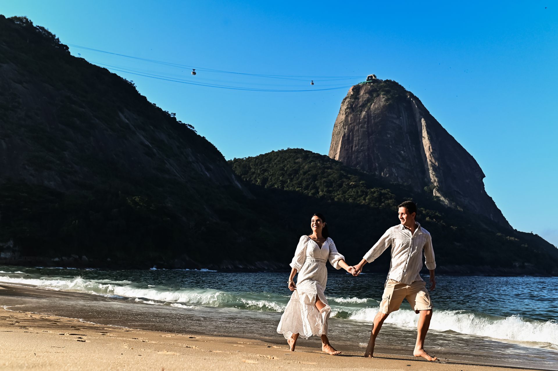 “Amor ao Entardecer: Adriana & Rodrigo na Mureta da Urca”? - 2 - 3