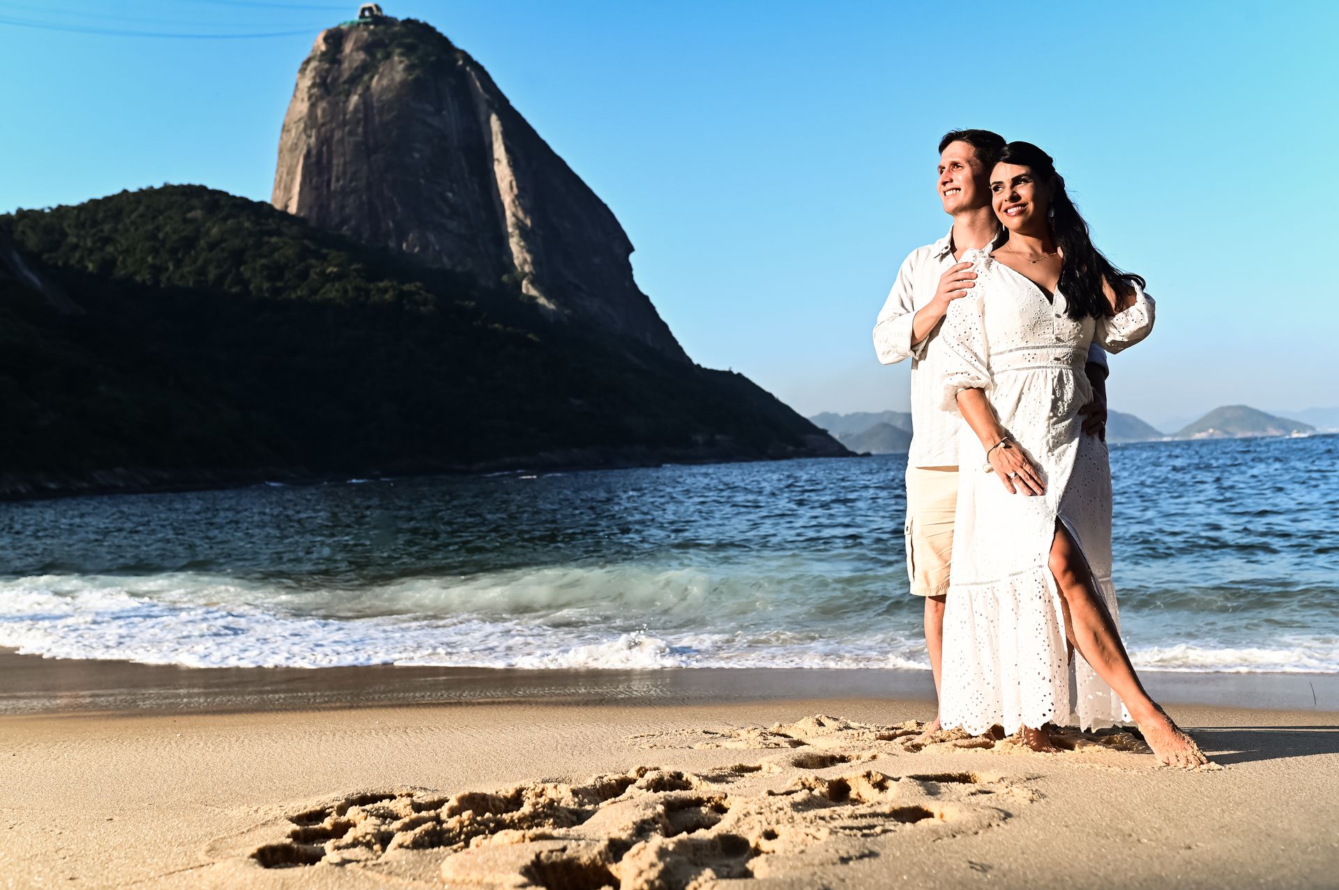 “Amor ao Entardecer: Adriana & Rodrigo na Mureta da Urca”? - 2 - 4