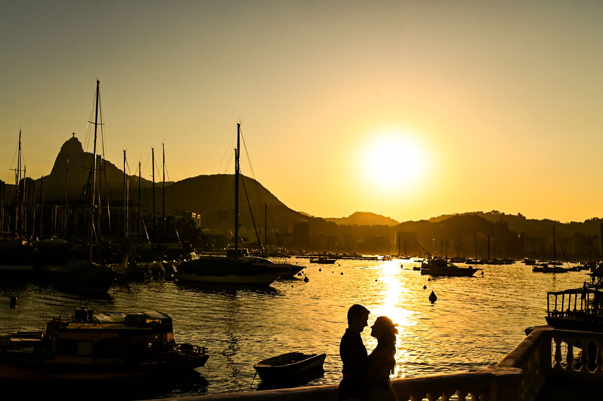 “Amor ao Entardecer: Adriana & Rodrigo na Mureta da Urca”? - 2 - 15