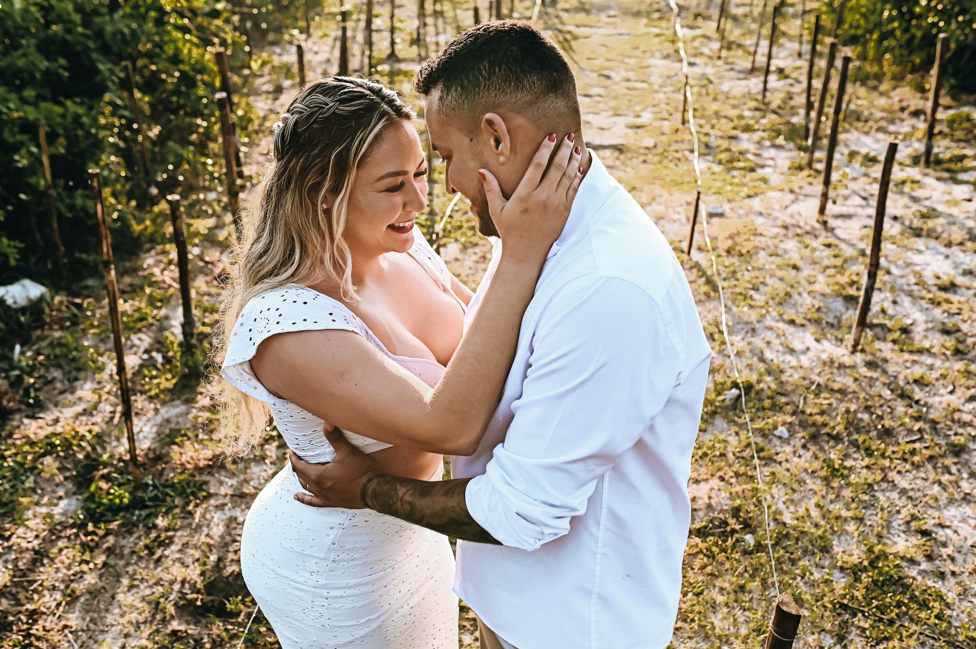 “Amor ao Ar Livre: O Ensaio de John e Gil” - 2 - 29