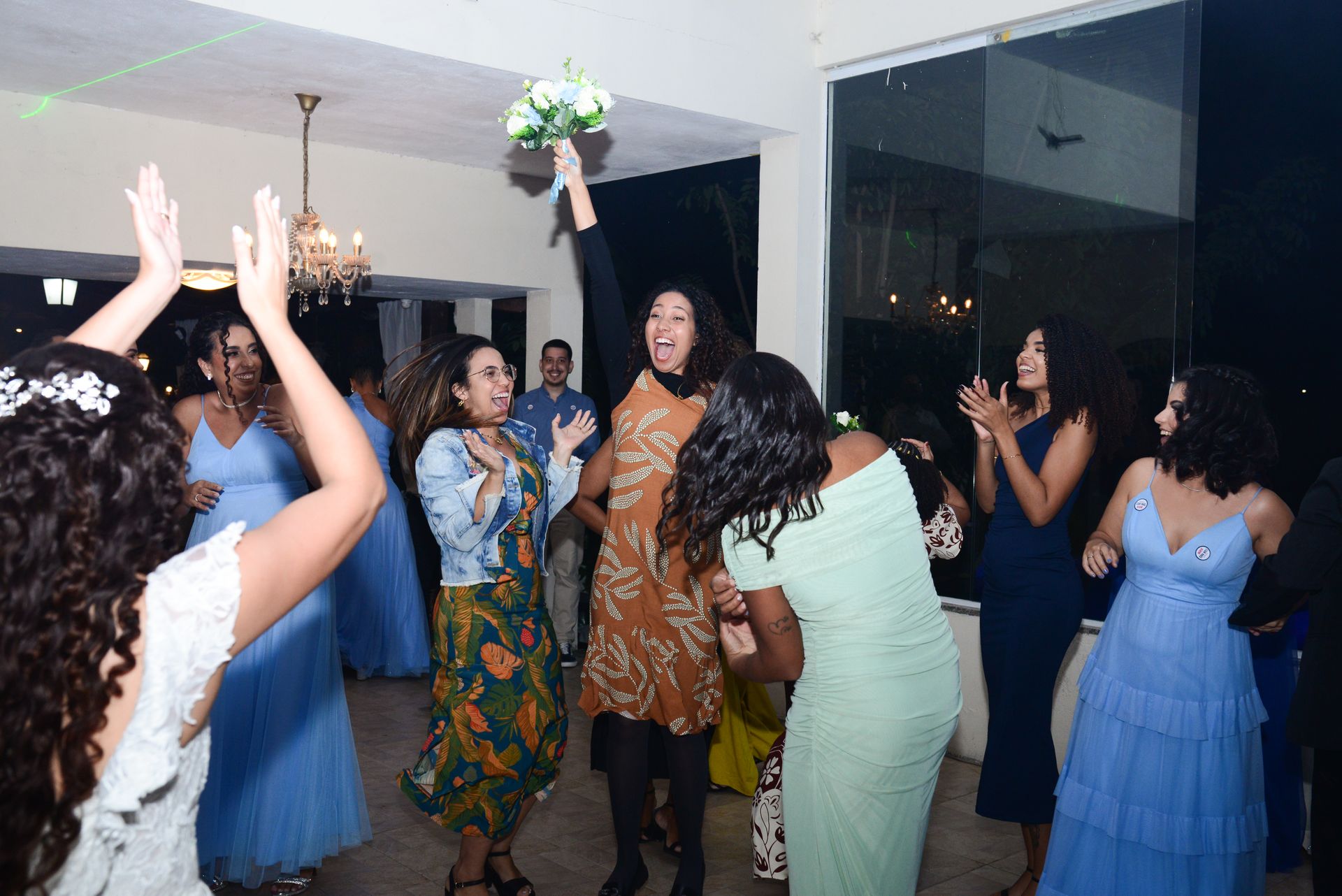 Presente em Cada Lembrança - 2 - 16