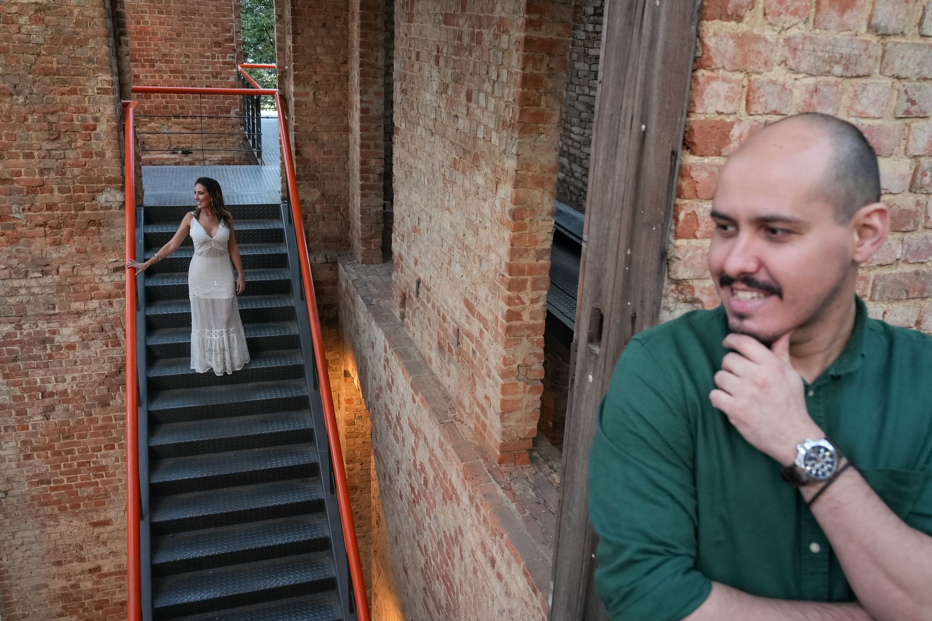 “Entre Ruínas e Céu Azul: O Amor de Clarissa & Gustavo” - 2 - 30