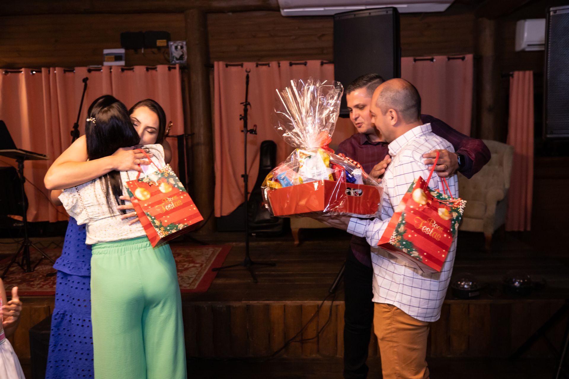 Ana Júlia - Confraternização - 2 - 2