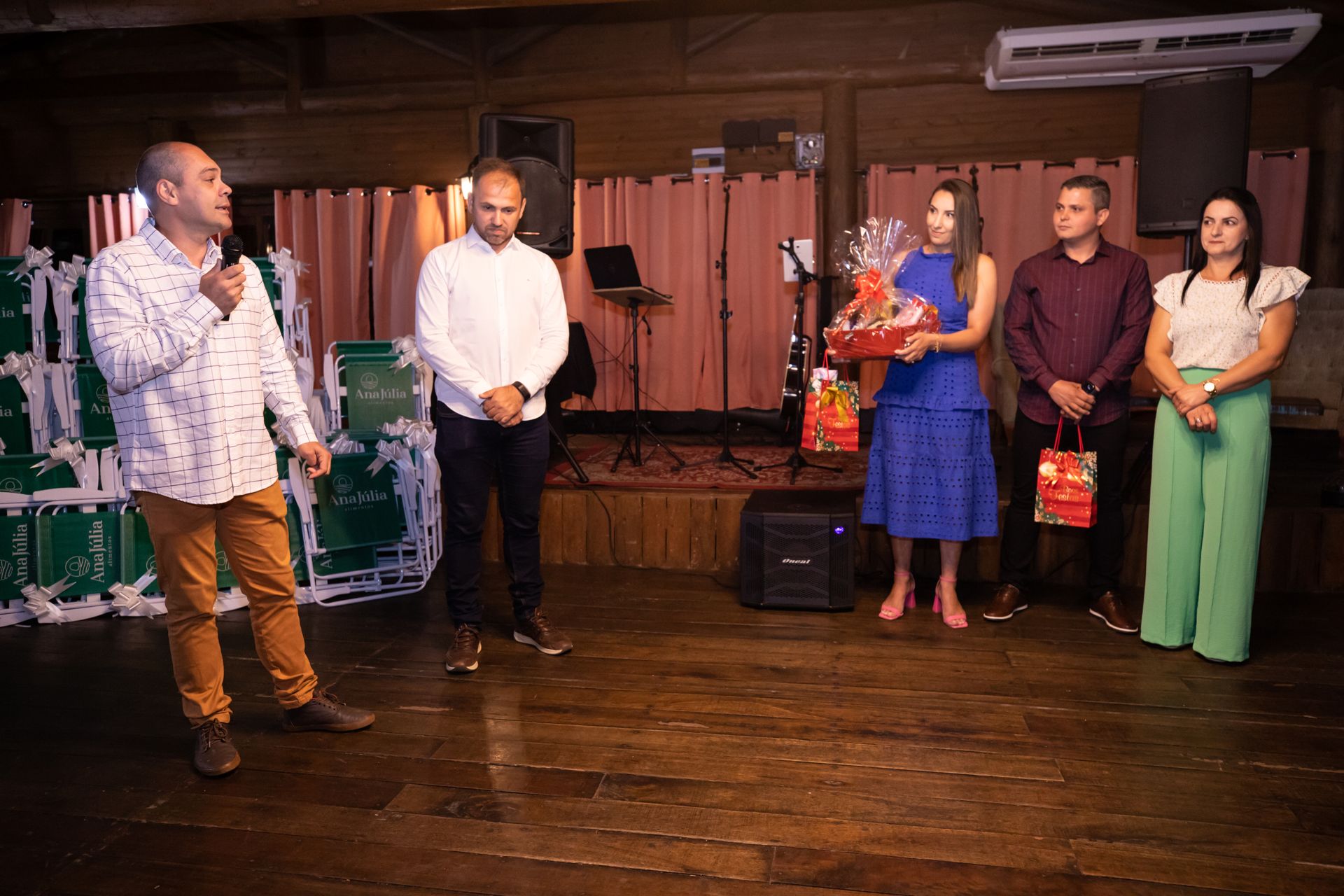 Ana Júlia - Confraternização - 2 - 1