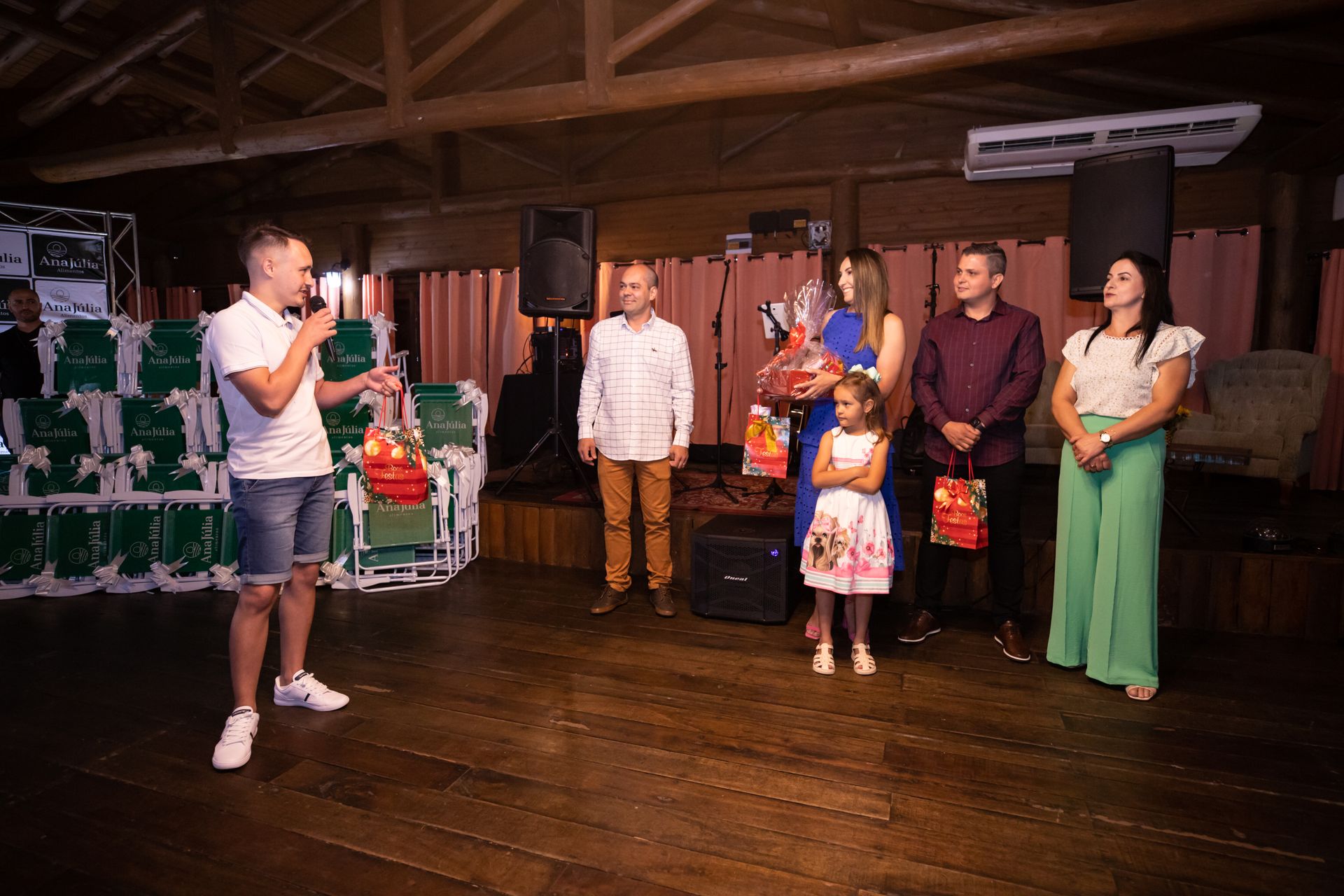 Ana Júlia - Confraternização - 2 - 1