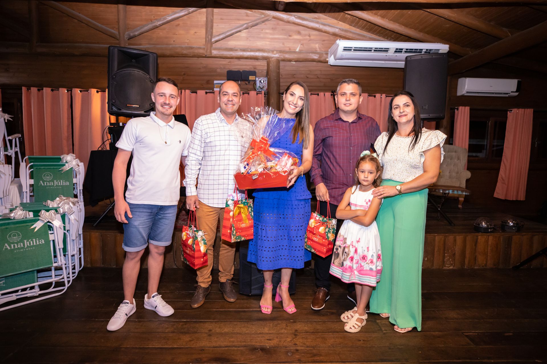 Ana Júlia - Confraternização - 2 - 0