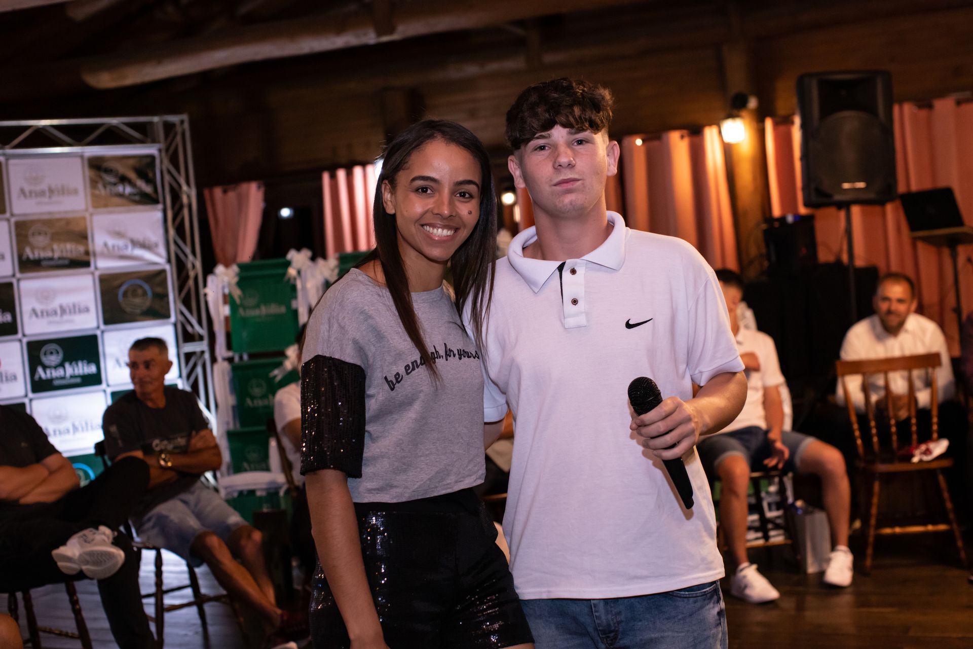 Ana Júlia - Confraternização - 2 - 0