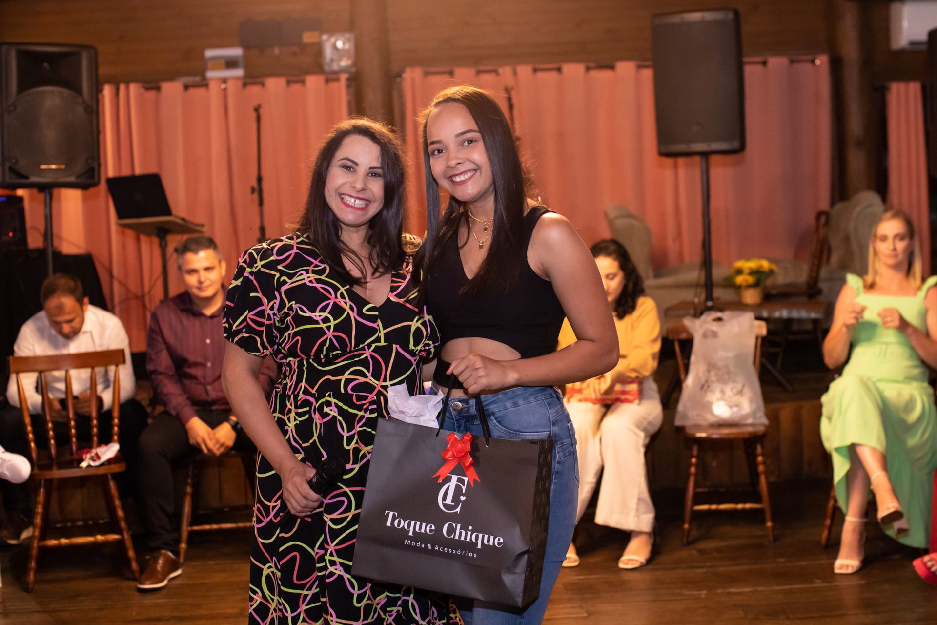 Ana Júlia - Confraternização - 2 - 0