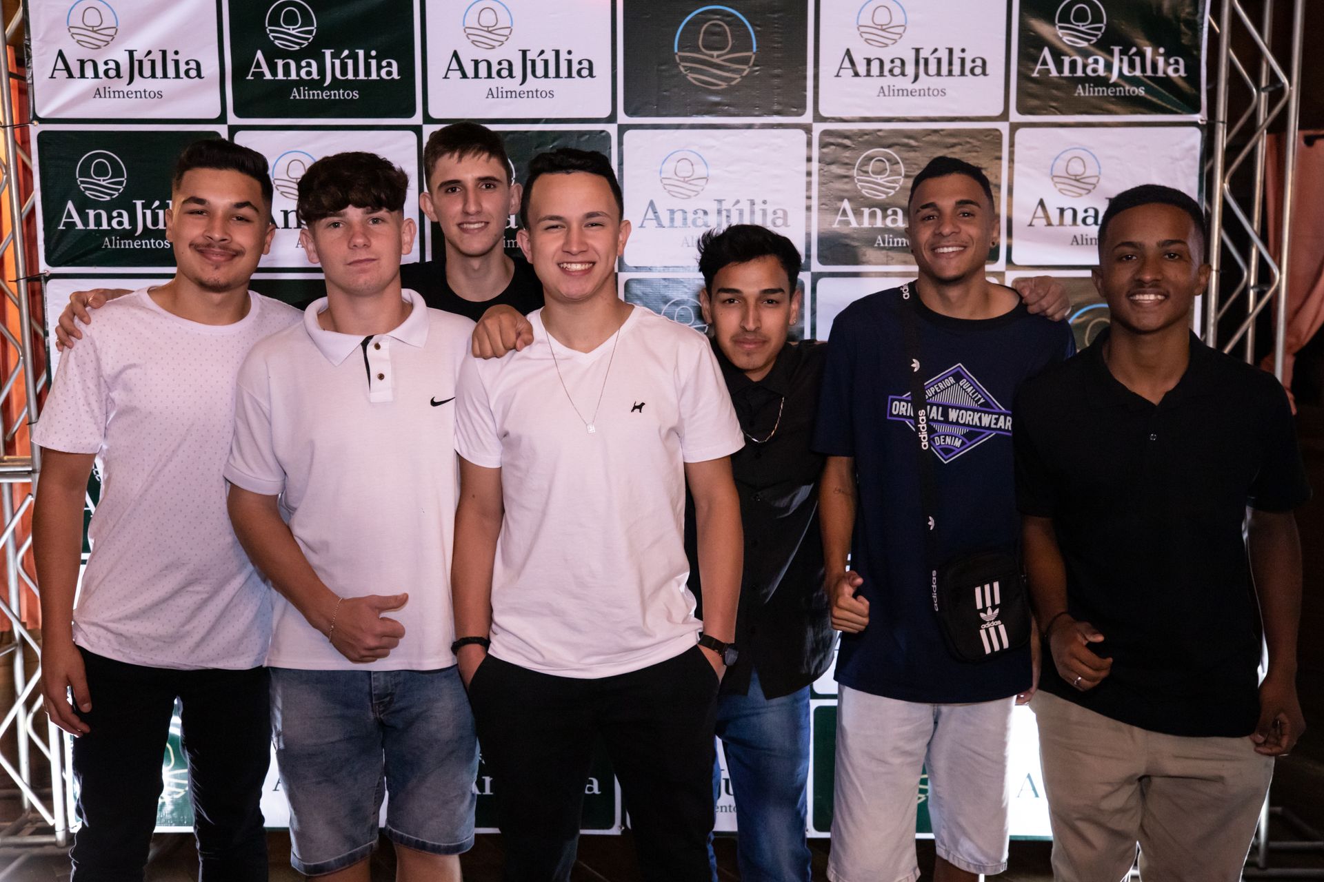 Ana Júlia - Confraternização - 2 - 0