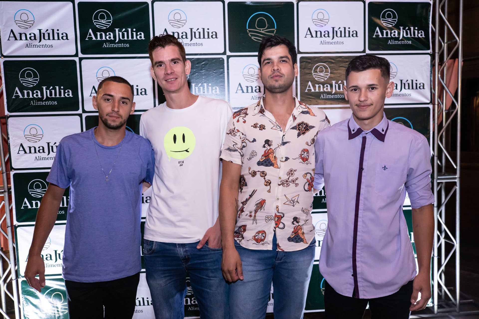 Ana Júlia - Confraternização - 2 - 0