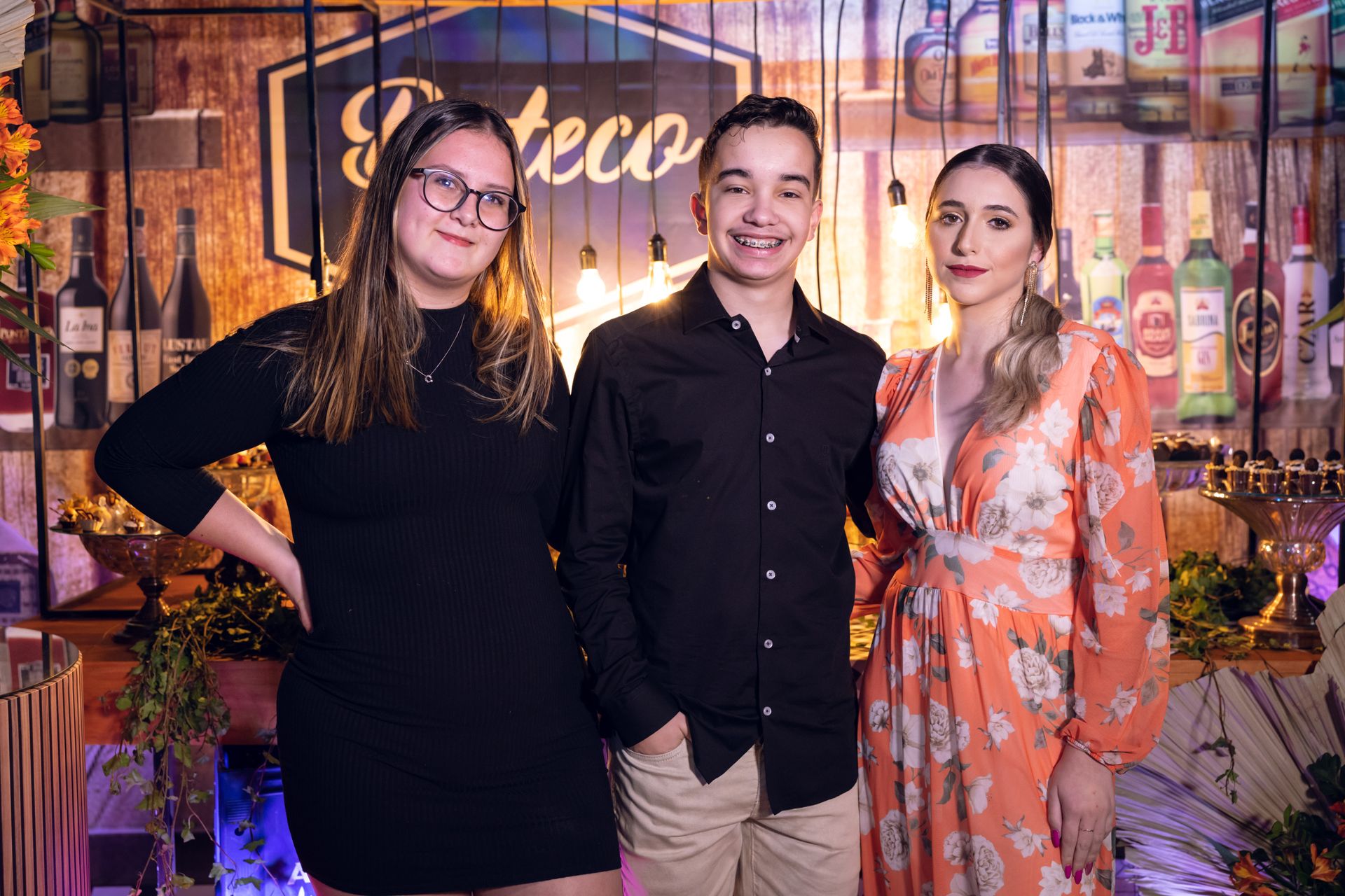 Gustavo - 18 anos - 2 - 2