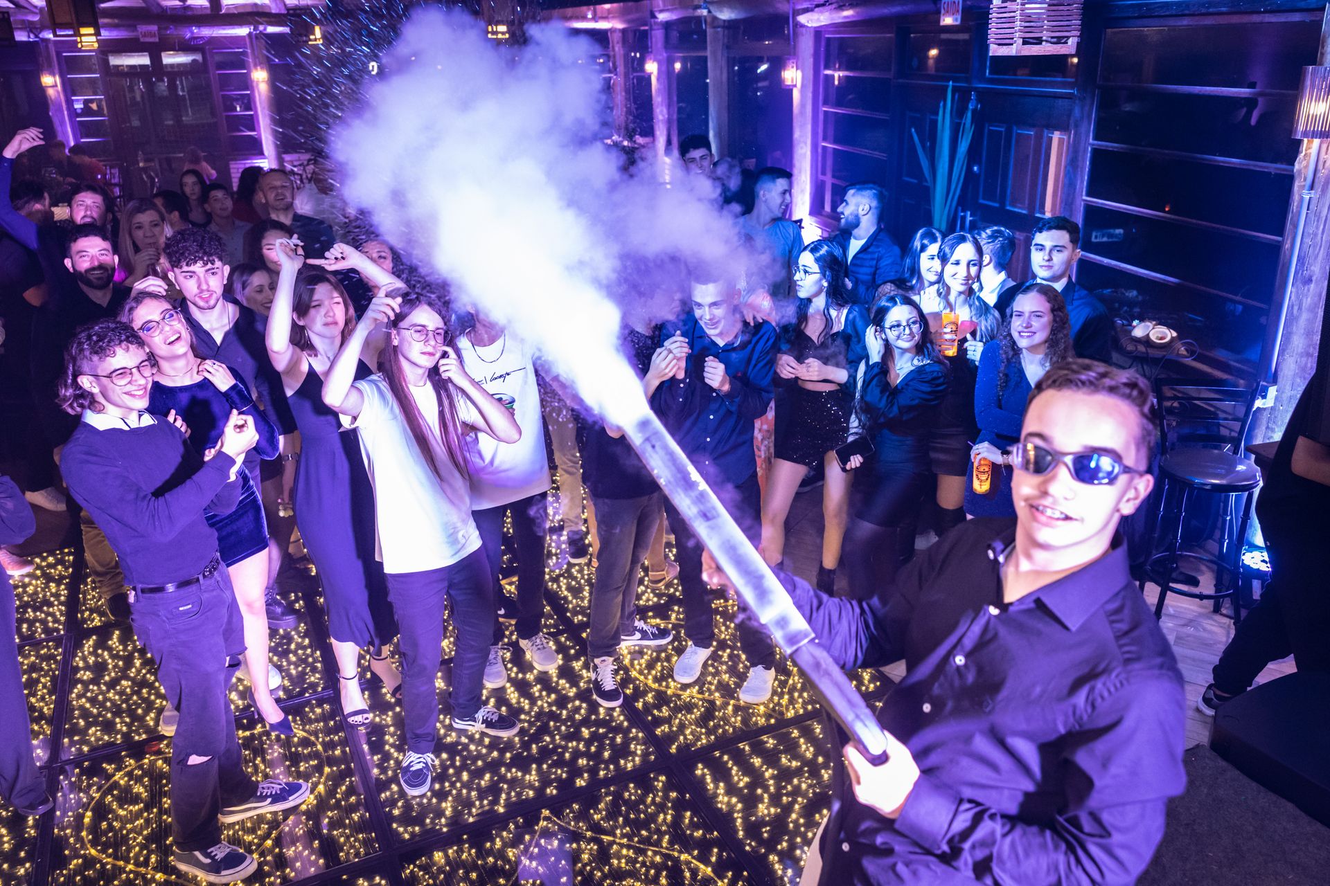 Gustavo - 18 anos - 2 - 0