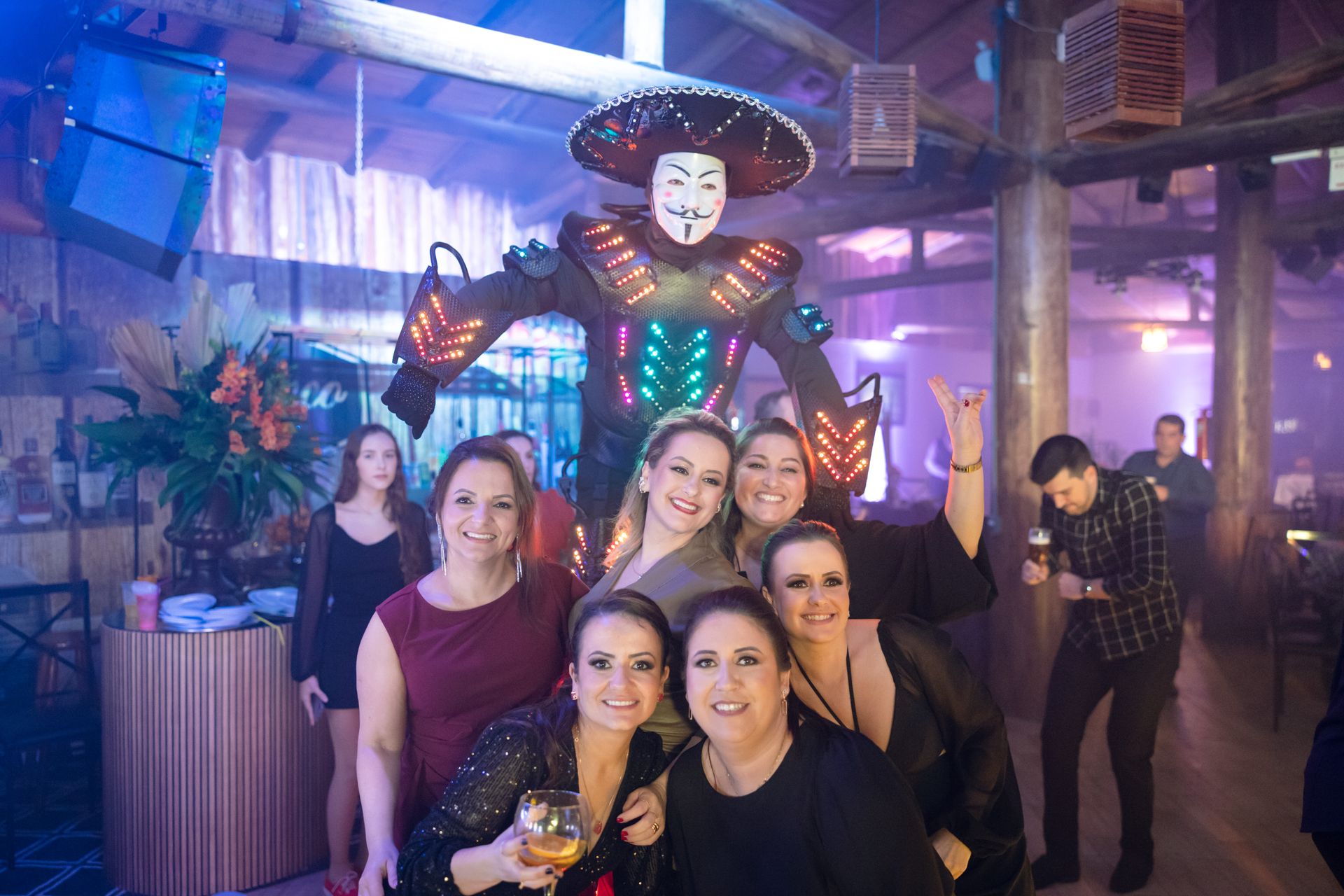 Gustavo - 18 anos - 2 - 0