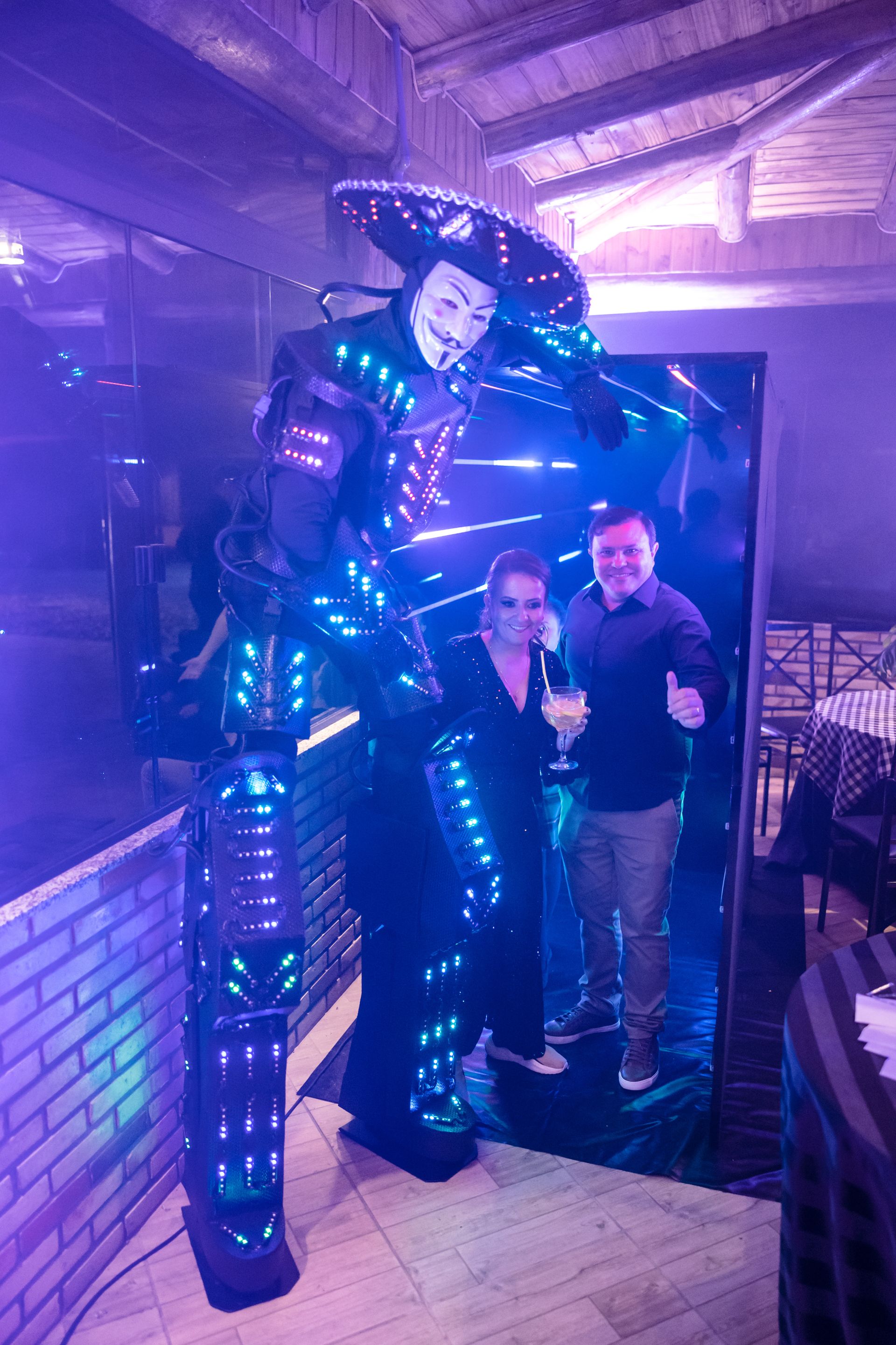 Gustavo - 18 anos - 2 - 2