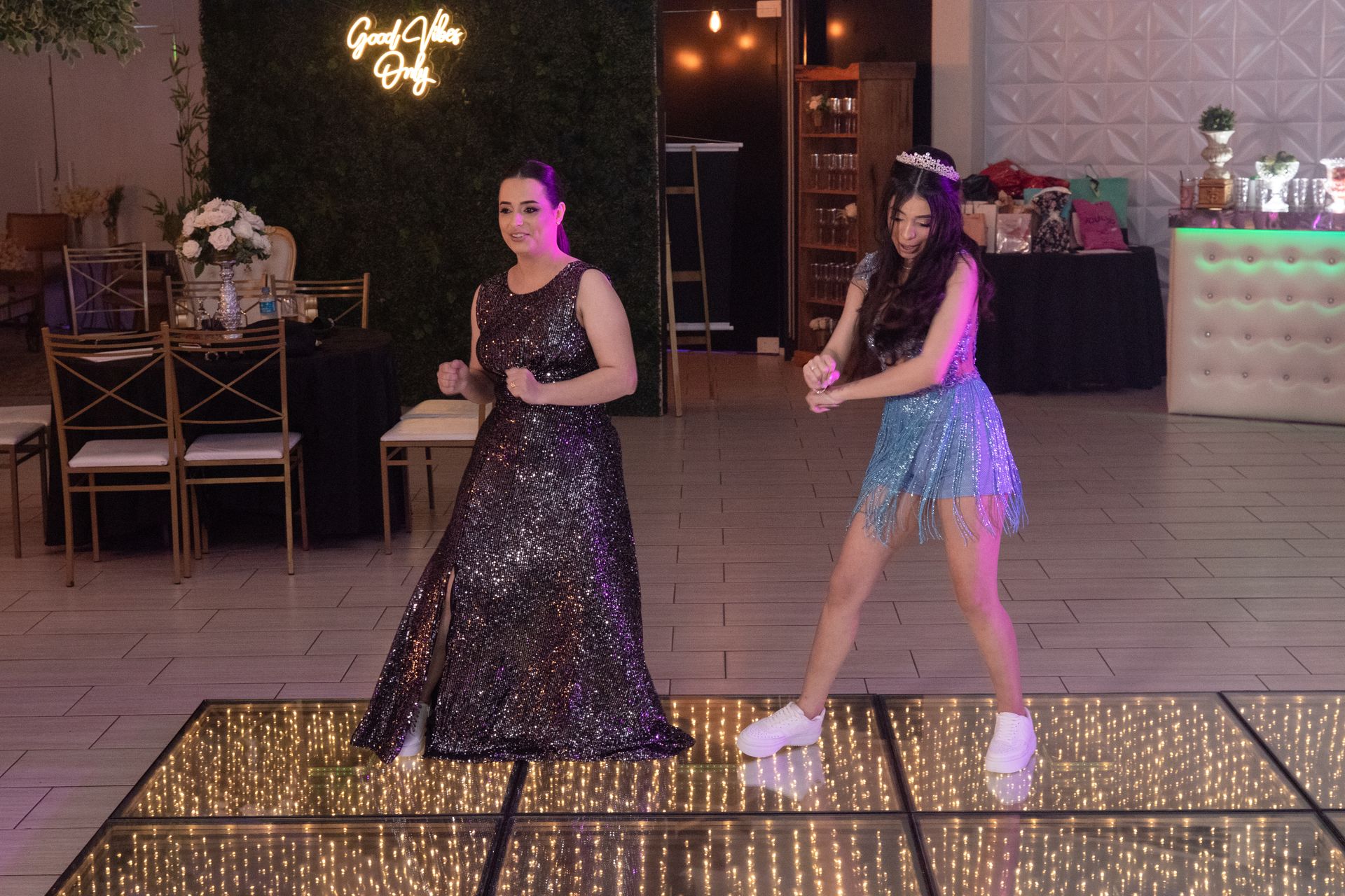 Maria Leticia - 15 anos - 2 - 2