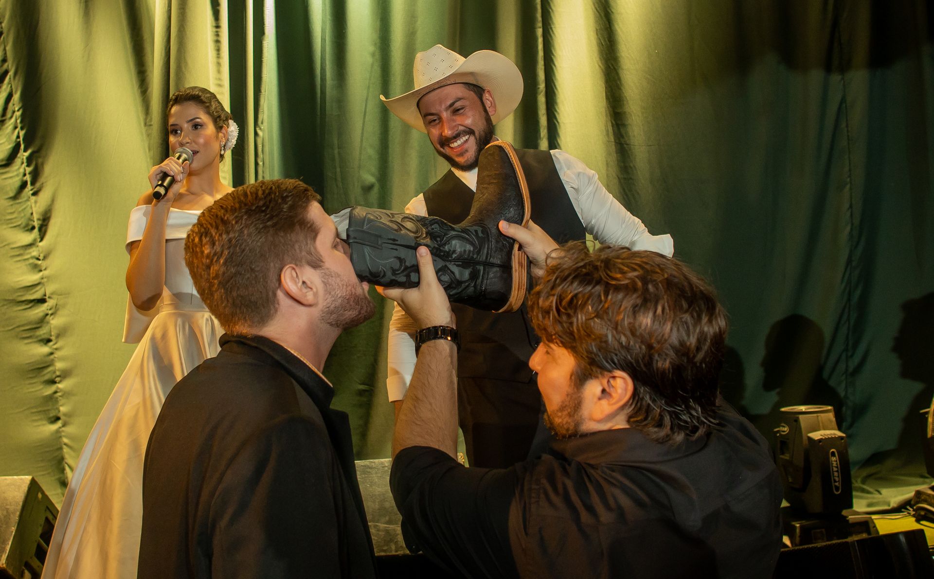 Casamento de Sara e Vadãozinho - 1 - 0