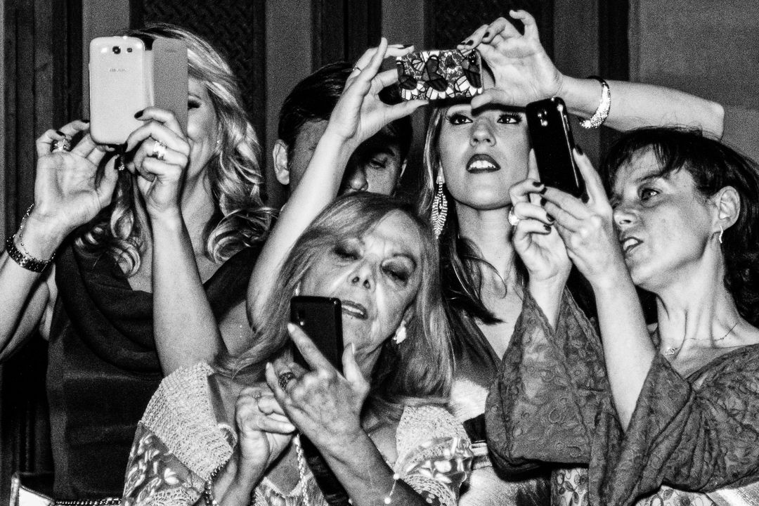 The Photographers - 1 - 0