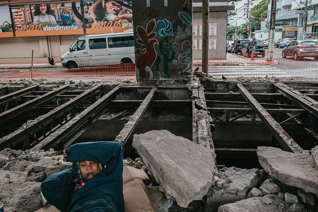 Debaixo da Terceira Ponte. - 1 - 27