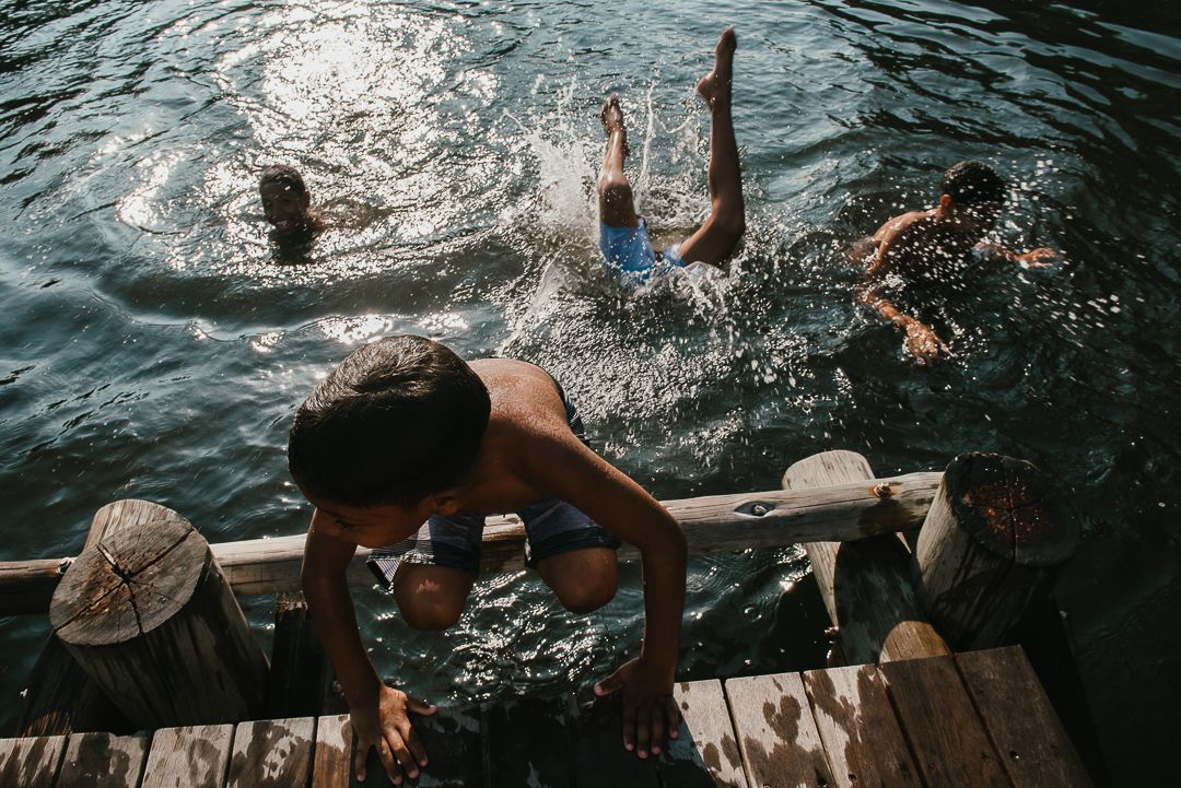 Crianças Brincando no Mangue. - 1 - 4