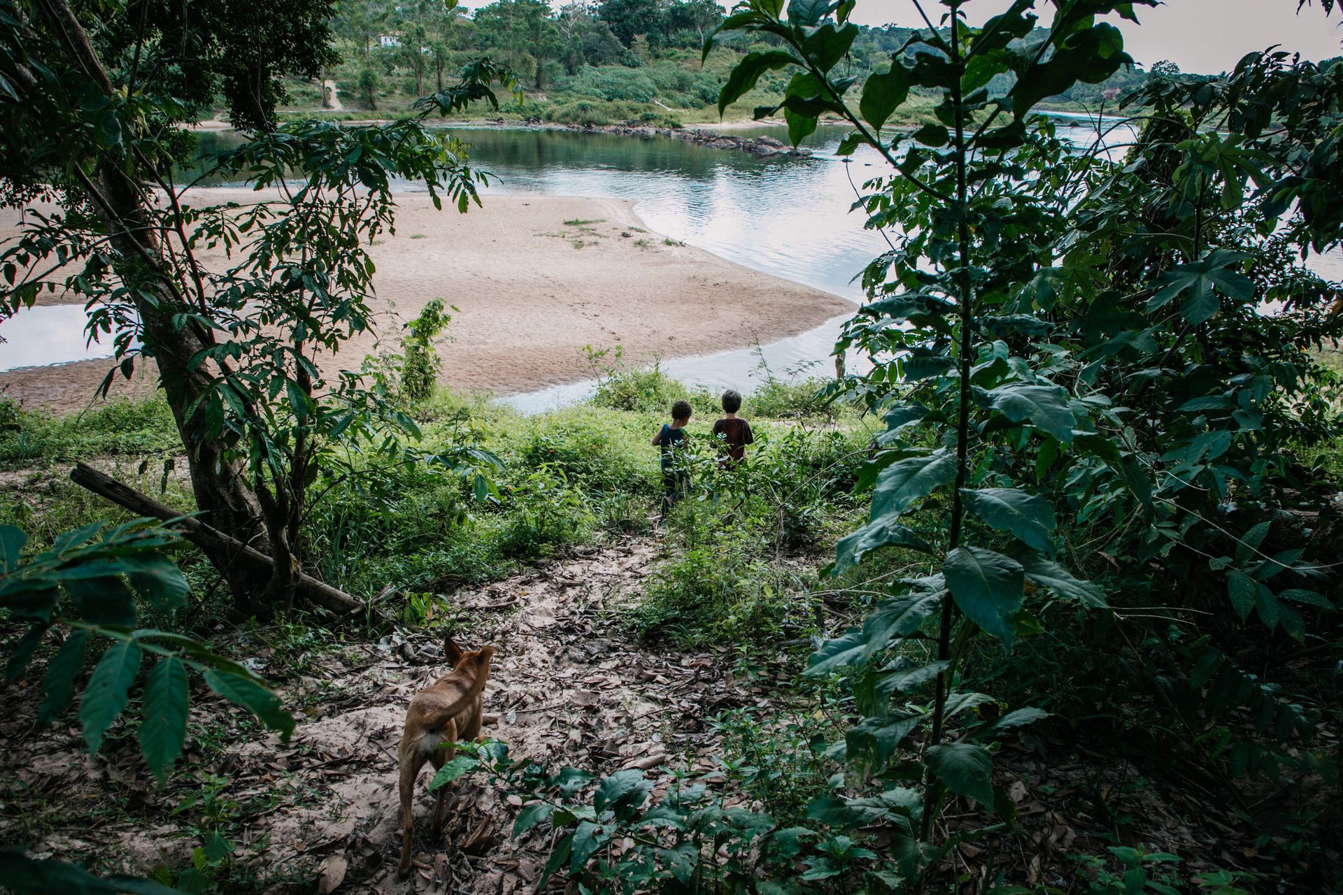 SOCIAL MAKE-UP:  The reflex of the urban crisis in major cities of Brazil by Ana Montez - 2 - 19