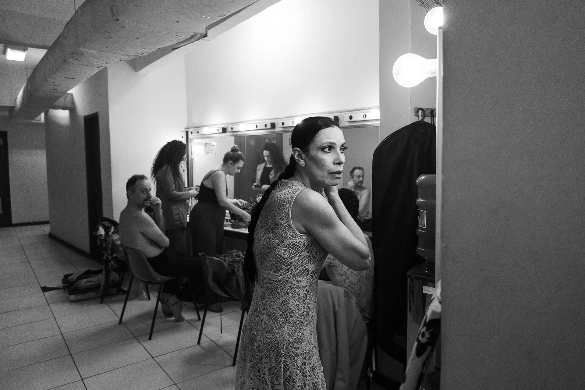 EXPIRATION DATE: The backstage of the Ageism in the Dance Scene in Brazil by Carol Pires - 2 - 22