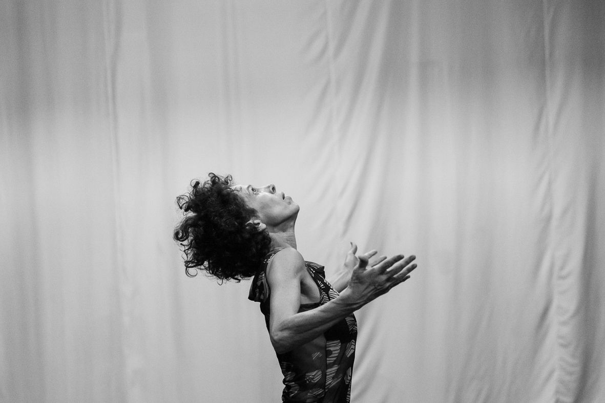 EXPIRATION DATE: The backstage of the Ageism in the Dance Scene in Brazil by Carol Pires - 2 - 12