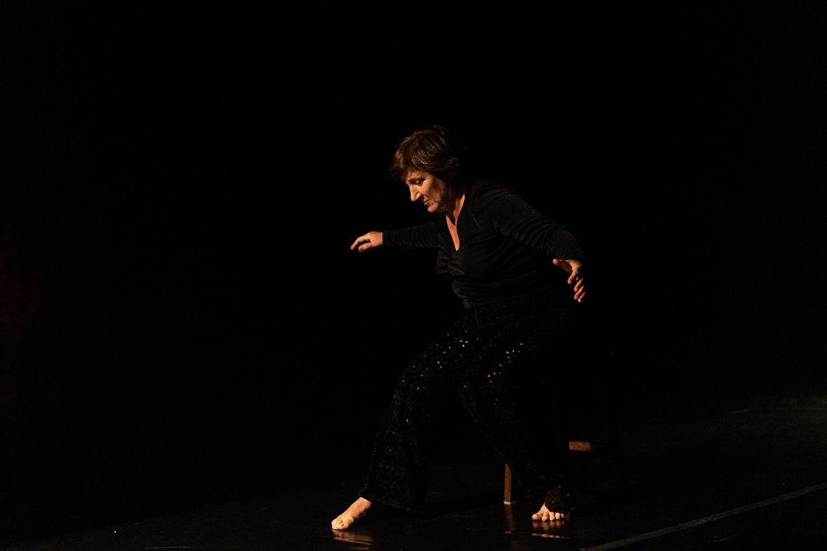 EXPIRATION DATE: The backstage of the Ageism in the Dance Scene in Brazil by Carol Pires - 3 - 7