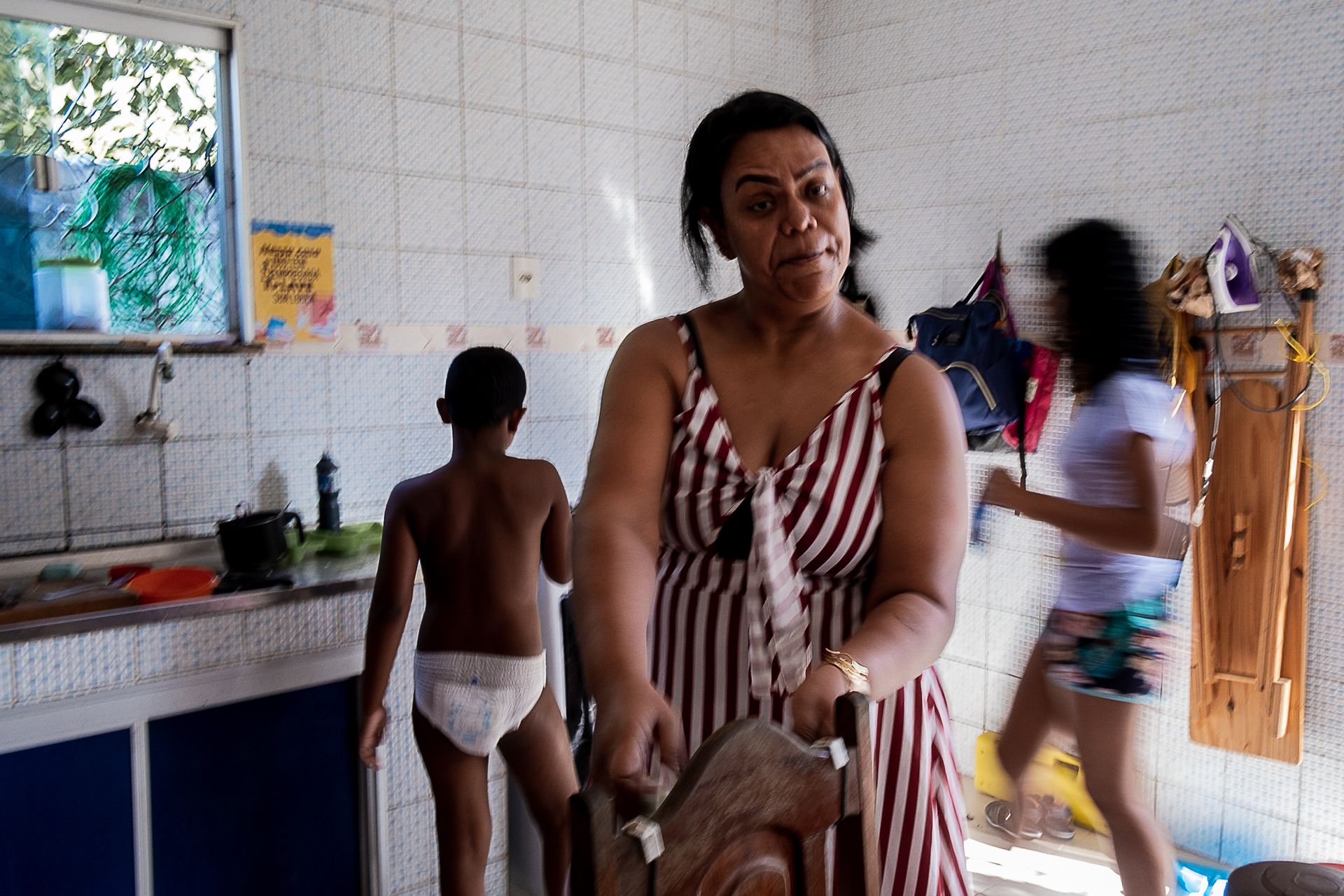 MOTHERS IN THE SPECTRUM: the side of autism barely heard/ by Vanessa Ribeiro - 2 - 12