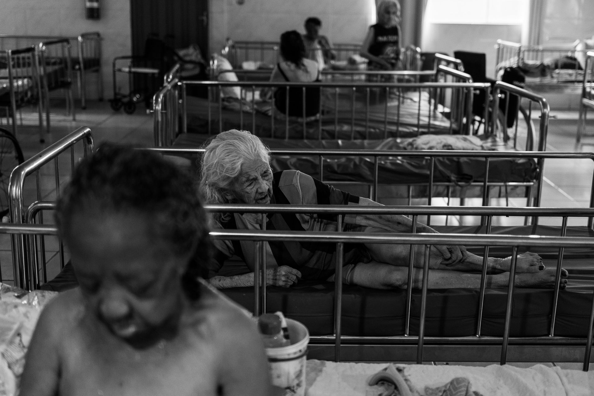 THE LAST STATION by Pri Ribeiro-  long-term care facilities and the challenges to ensure quality of life to older adults dealing with economic and mental vulnerabilities . - 2 - 50