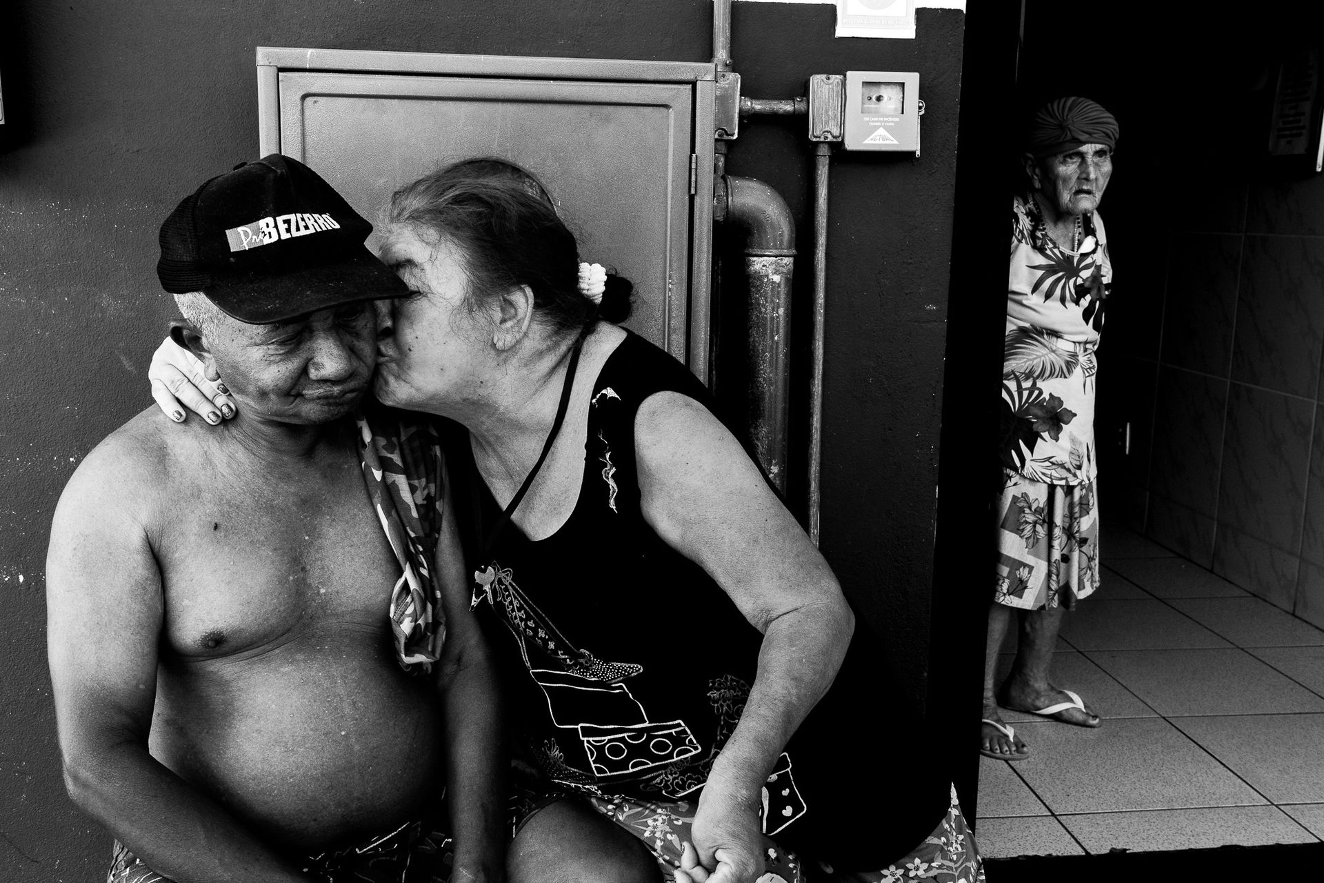 THE LAST STATION by Pri Ribeiro-  long-term care facilities and the challenges to ensure quality of life to older adults dealing with economic and mental vulnerabilities . - 2 - 46