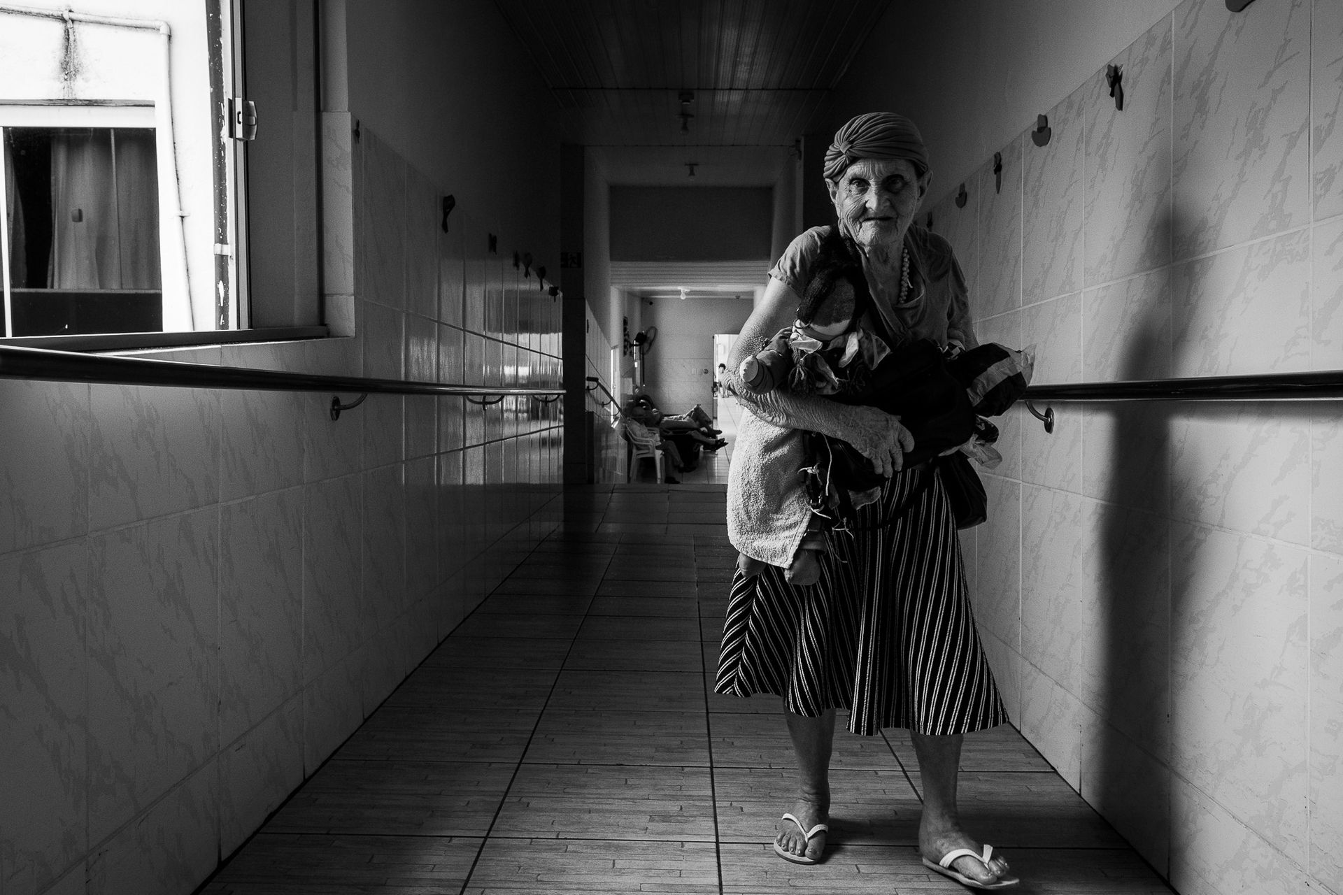 THE LAST STATION by Pri Ribeiro-  long-term care facilities and the challenges to ensure quality of life to older adults dealing with economic and mental vulnerabilities . - 2 - 18