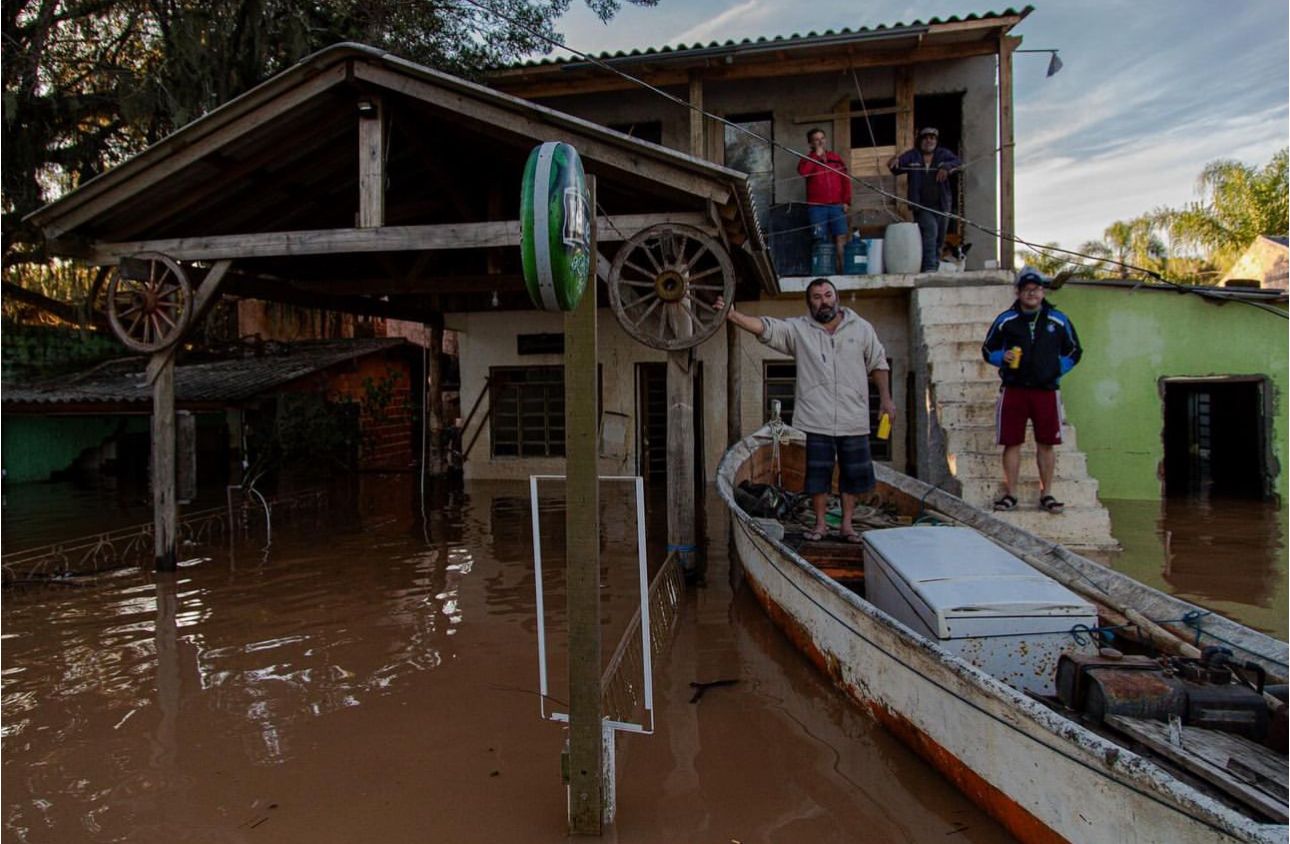 CLIMATE VULNERABILITY: The portrait of the South of Brazil, constantly susceptible to natural disasters, as tipping point of the climate emergential crisis impacting Brazilian lives. - 3 - 1