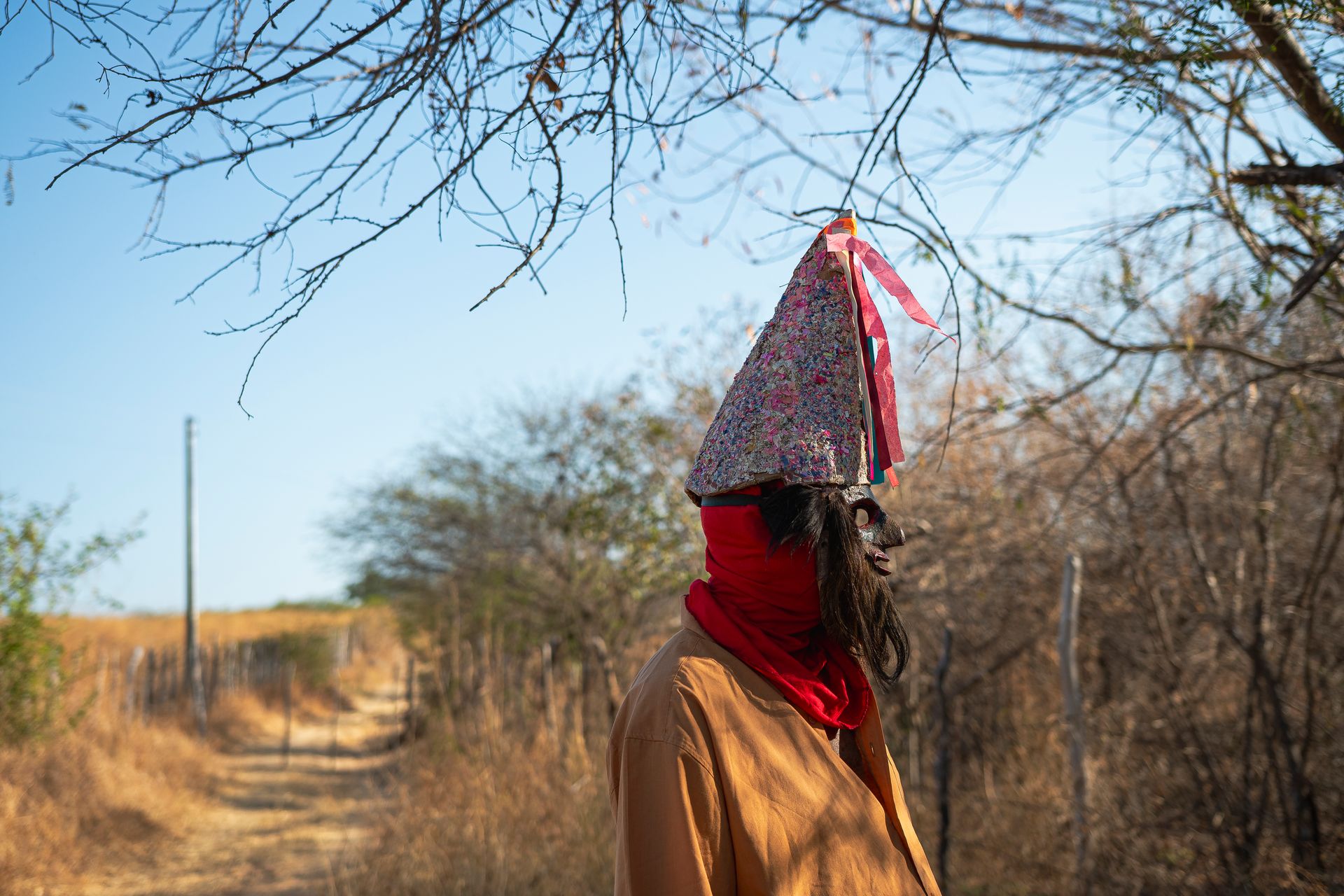 NORTHERN BRAZIL: IDENTITY UNDER CLIMATE PRESSURE a long term investivagion of silent effects of the new transformative landscape of the North of Brazil dealing with its endangered traditions, ecosystems and human stories by Nádia Borborema - 2 - 22