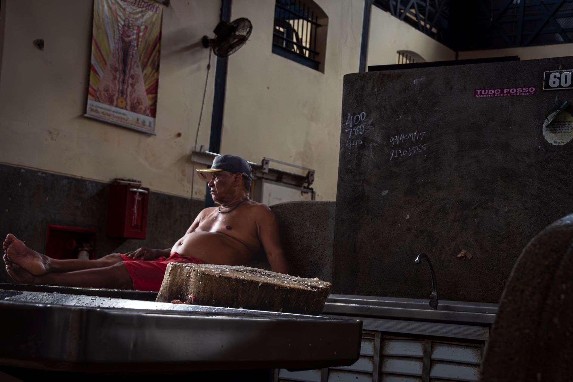 NORTHERN BRAZIL: IDENTITY UNDER CLIMATE PRESSURE a long term investivagion of silent effects of the new transformative landscape of the North of Brazil dealing with its endangered traditions, ecosystems and human stories by Nádia Borborema - 2 - 1