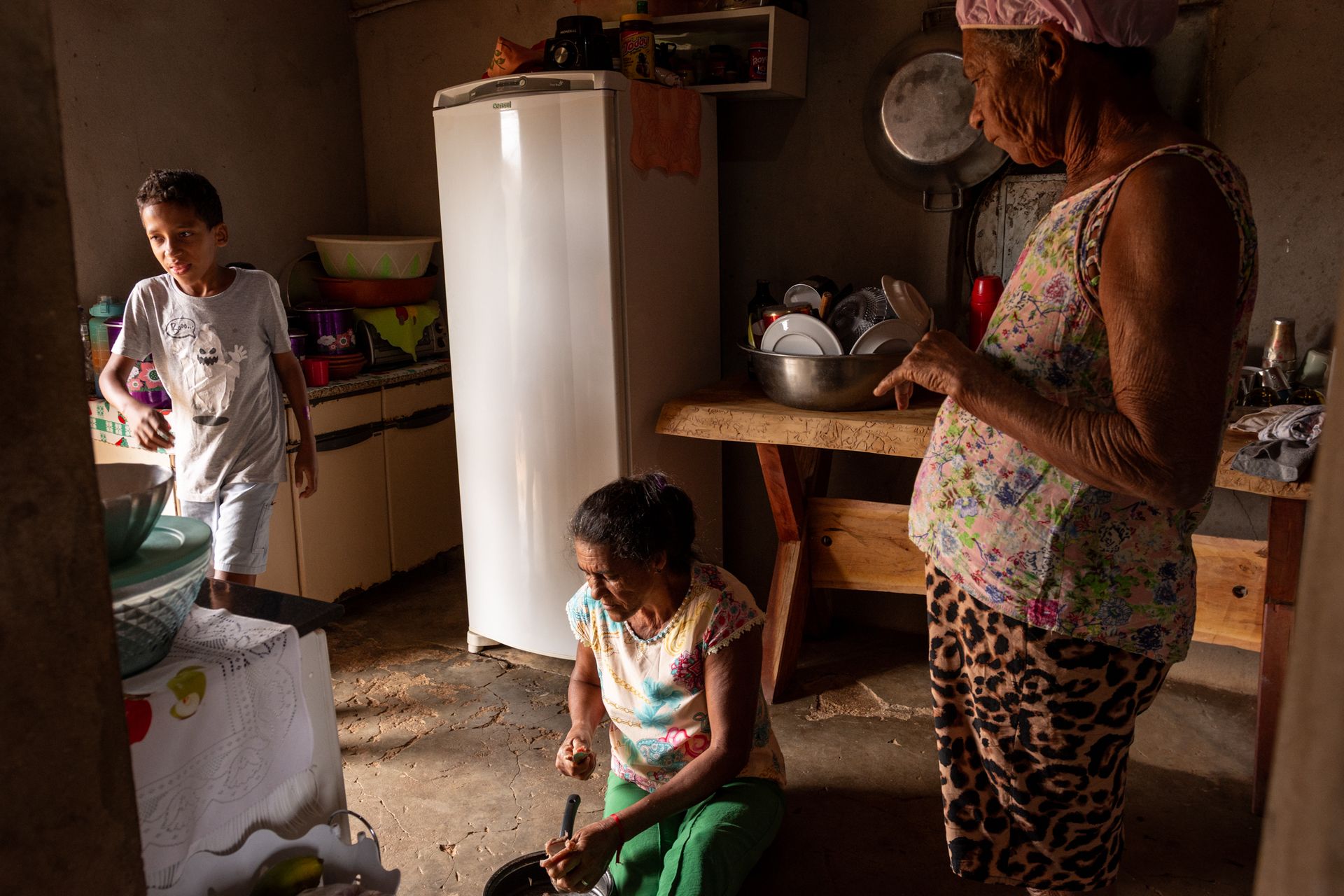 THE HUMAN AND ENVIRONMENTAL COST OF LITHIUM:A long-term investigation into the silent environmental and social challenges surrounding lithium extraction in Brazil, by Priscila Ribeiro. - 2 - 21