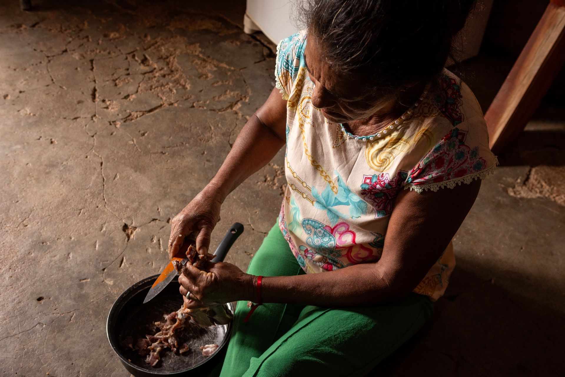 THE HUMAN AND ENVIRONMENTAL COST OF LITHIUM:A long-term investigation into the silent environmental and social challenges surrounding lithium extraction in Brazil, by Priscila Ribeiro. - 2 - 26