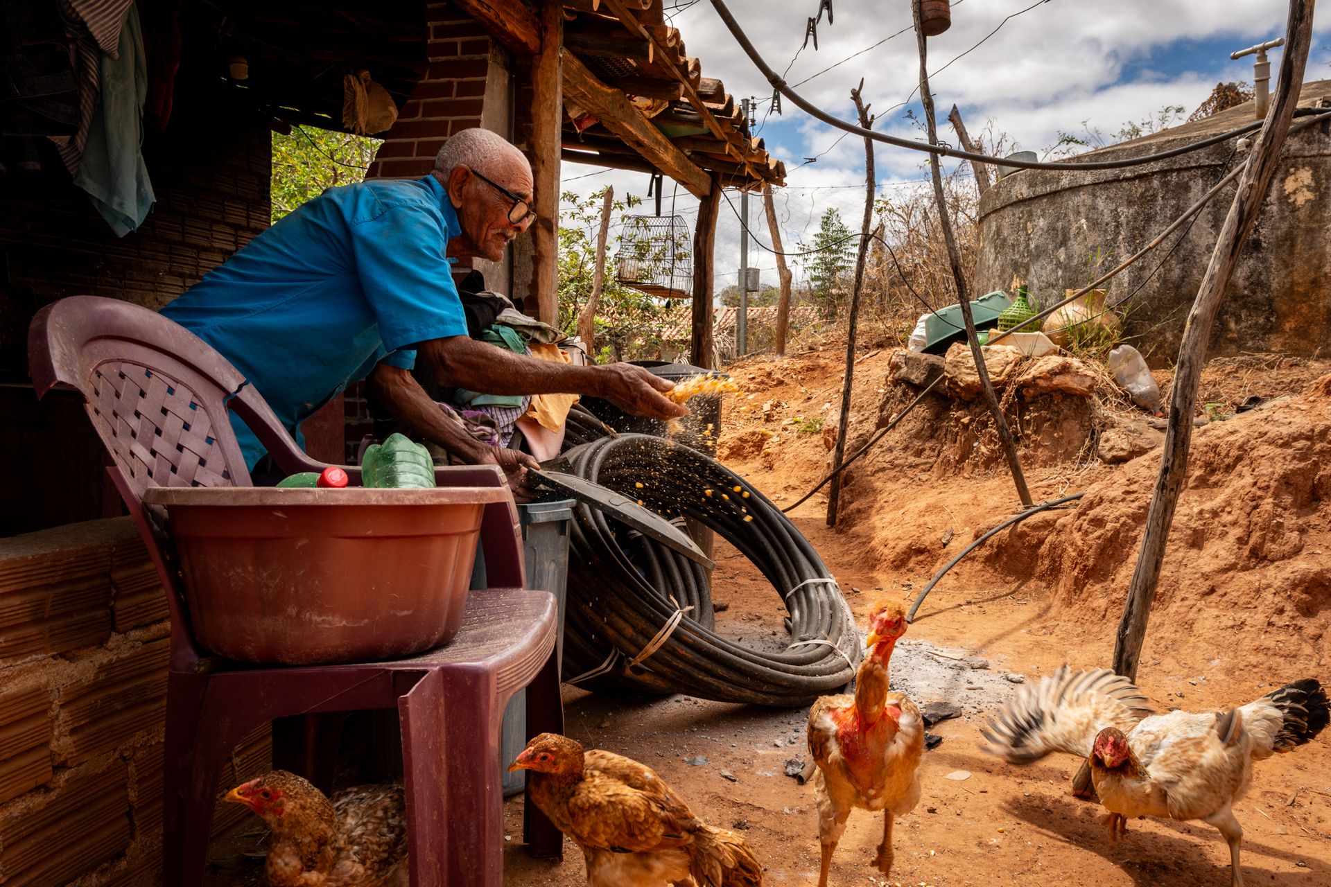 THE HUMAN AND ENVIRONMENTAL COST OF LITHIUM:A long-term investigation into the silent environmental and social challenges surrounding lithium extraction in Brazil, by Priscila Ribeiro. - 2 - 30