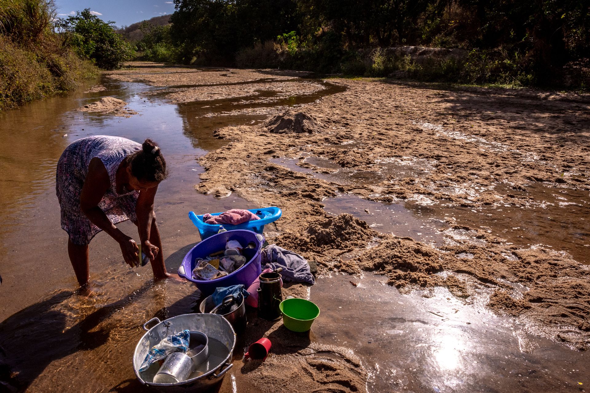 THE HUMAN AND ENVIRONMENTAL COST OF LITHIUM:A long-term investigation into the silent environmental and social challenges surrounding lithium extraction in Brazil, by Priscila Ribeiro. - 2 - 54