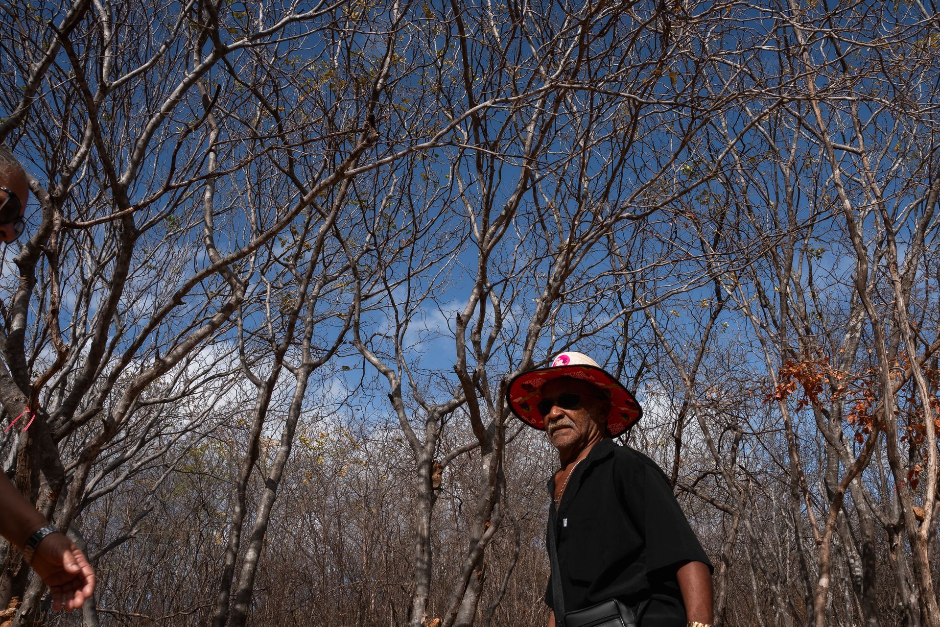 NORTHERN BRAZIL: IDENTITY UNDER CLIMATE PRESSURE a long term investivagion of silent effects of the new transformative landscape of the North of Brazil dealing with its endangered traditions, ecosystems and human stories by Nádia Borborema - 2 - 28