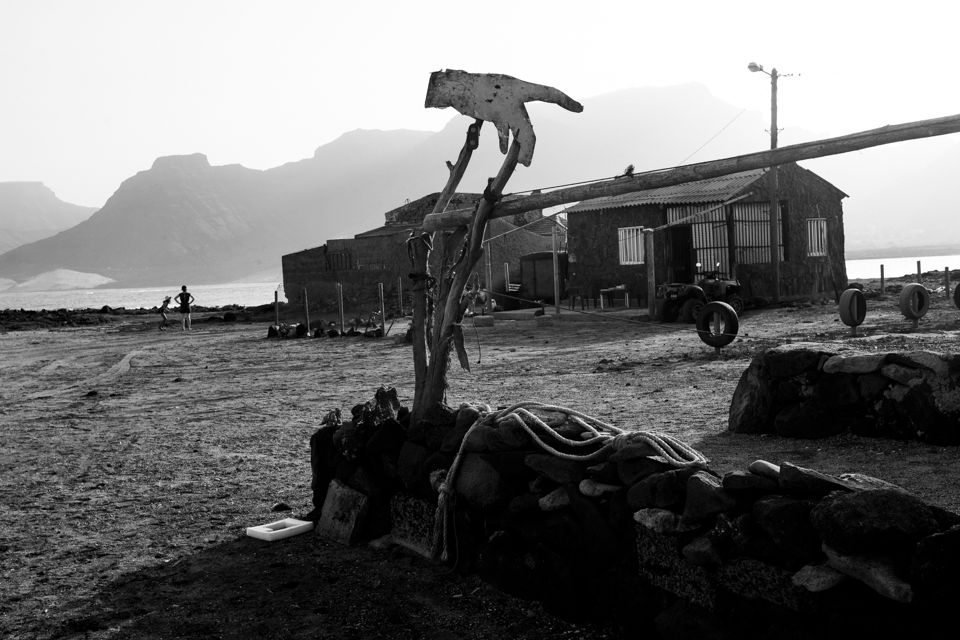 ESPORO - Cape Verde Climate Migratory Exodus by António Cruz - 3 - 12