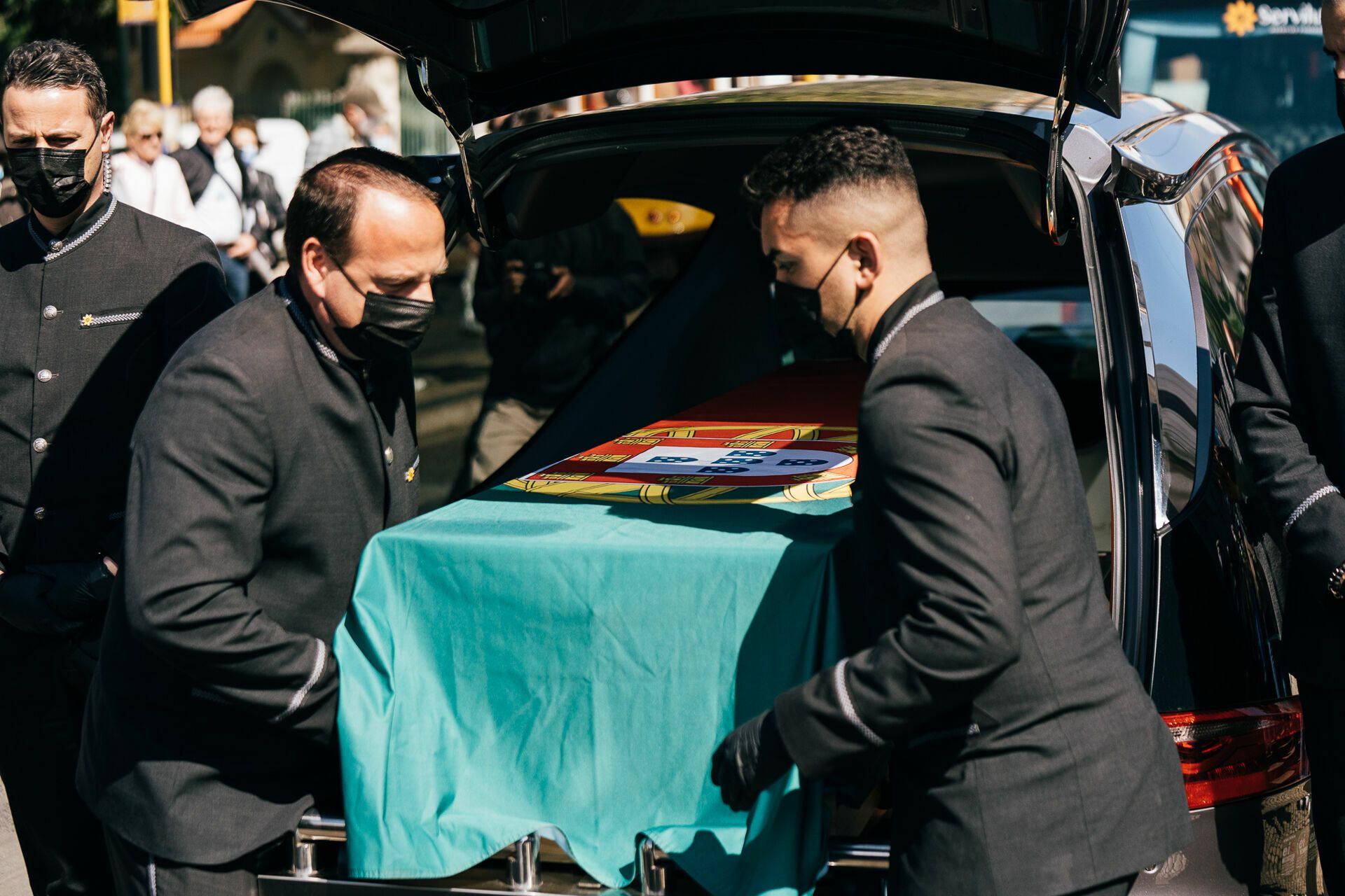 Cerimónias Fúnebres de Eunice Muñoz - 2 - 0