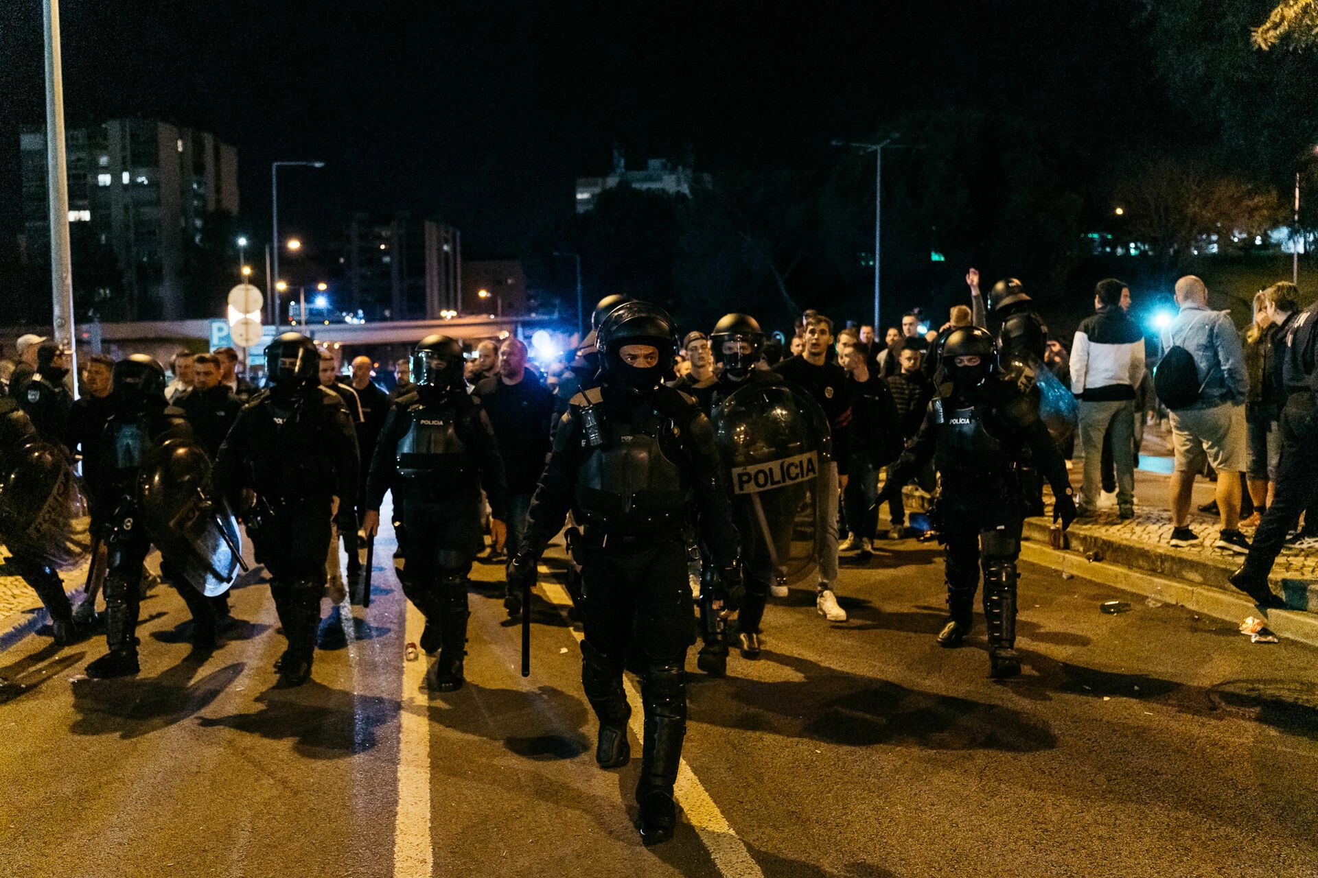 Sporting - Eintracht Frankfurt // Acompanhamento da claque - 2 - 0